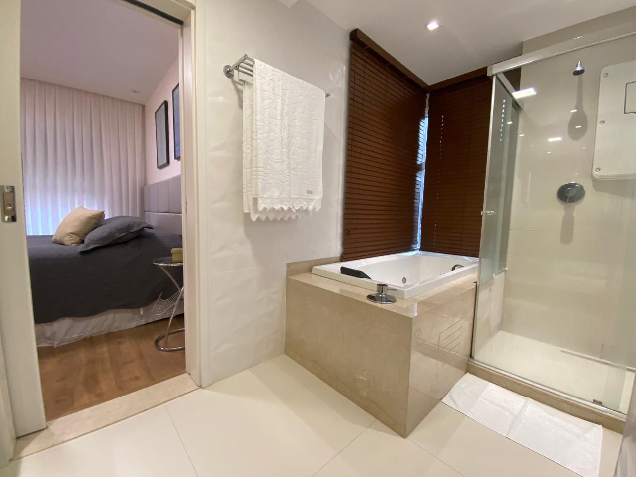 Apartamento à venda, Edifício Landmark, 214m² úteis, 2 suítes,2 Demi suítes, 3 vagas, estuda permuta de menor valor  - Gleba Fazenda Palhano, Lon