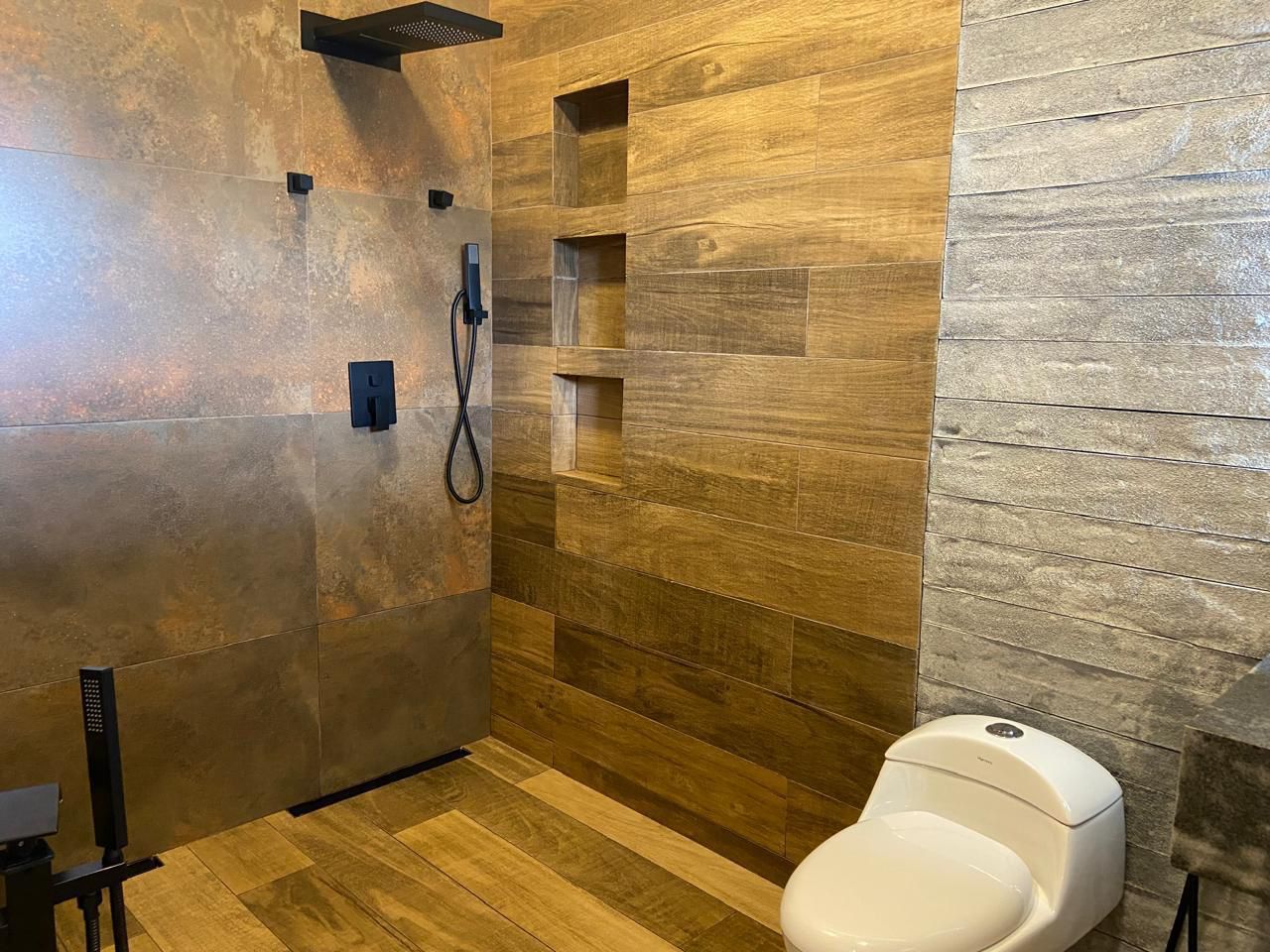 Casa à venda, 2 suites, Golden Park 2, Londrina, PR