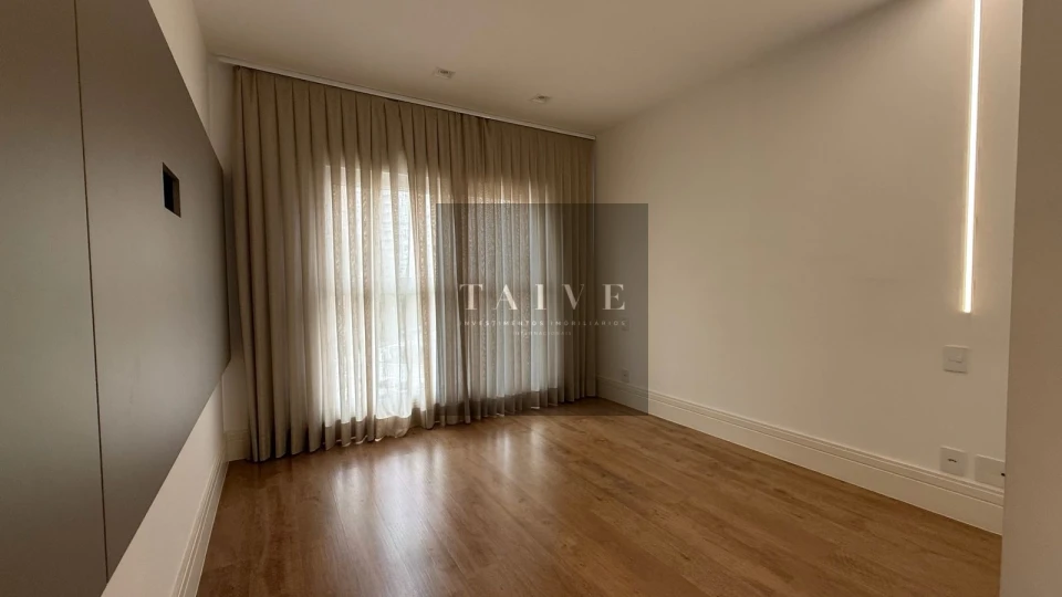 Apartamento à venda, 3 suites, 214 m², Edifício Landmark Residence, Gleba Fazenda Palhano, Londrina, PR