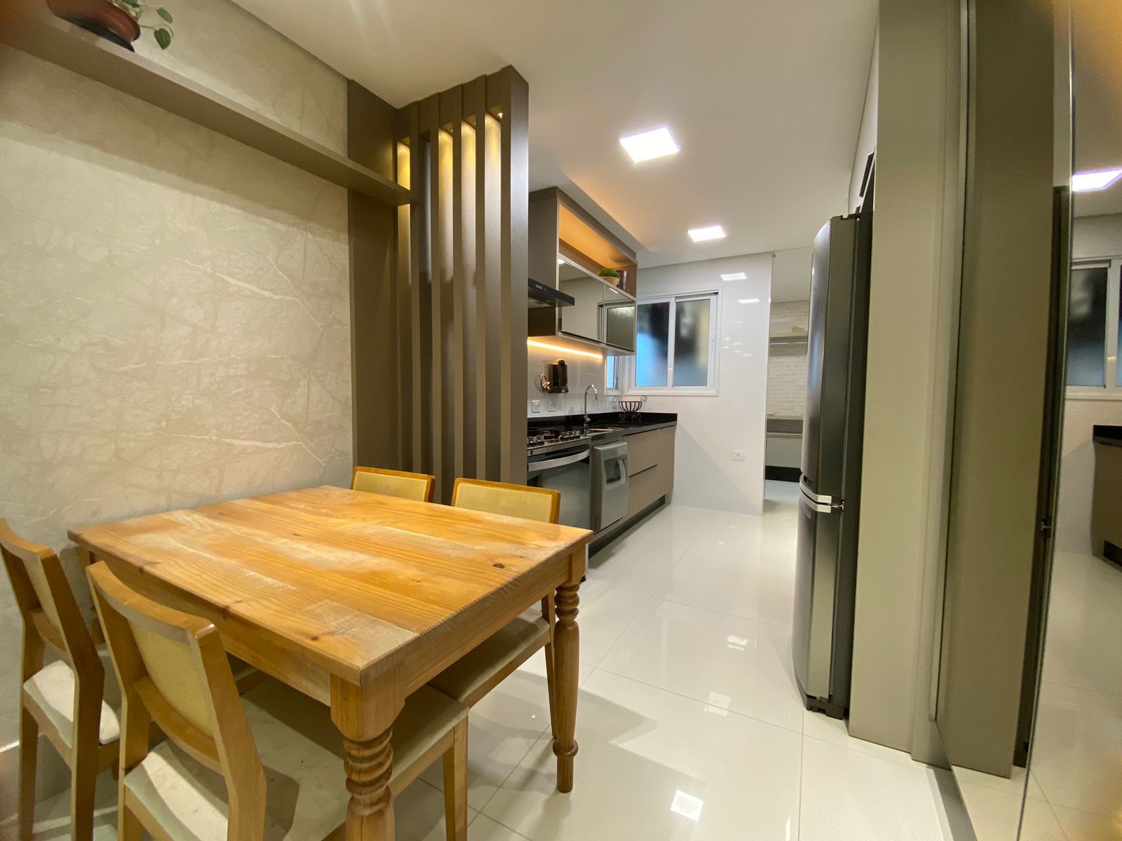 Apartamento à venda, Edifício Landmark, 214m² úteis, 2 suítes,2 Demi suítes, 3 vagas, estuda permuta de menor valor  - Gleba Fazenda Palhano, Lon