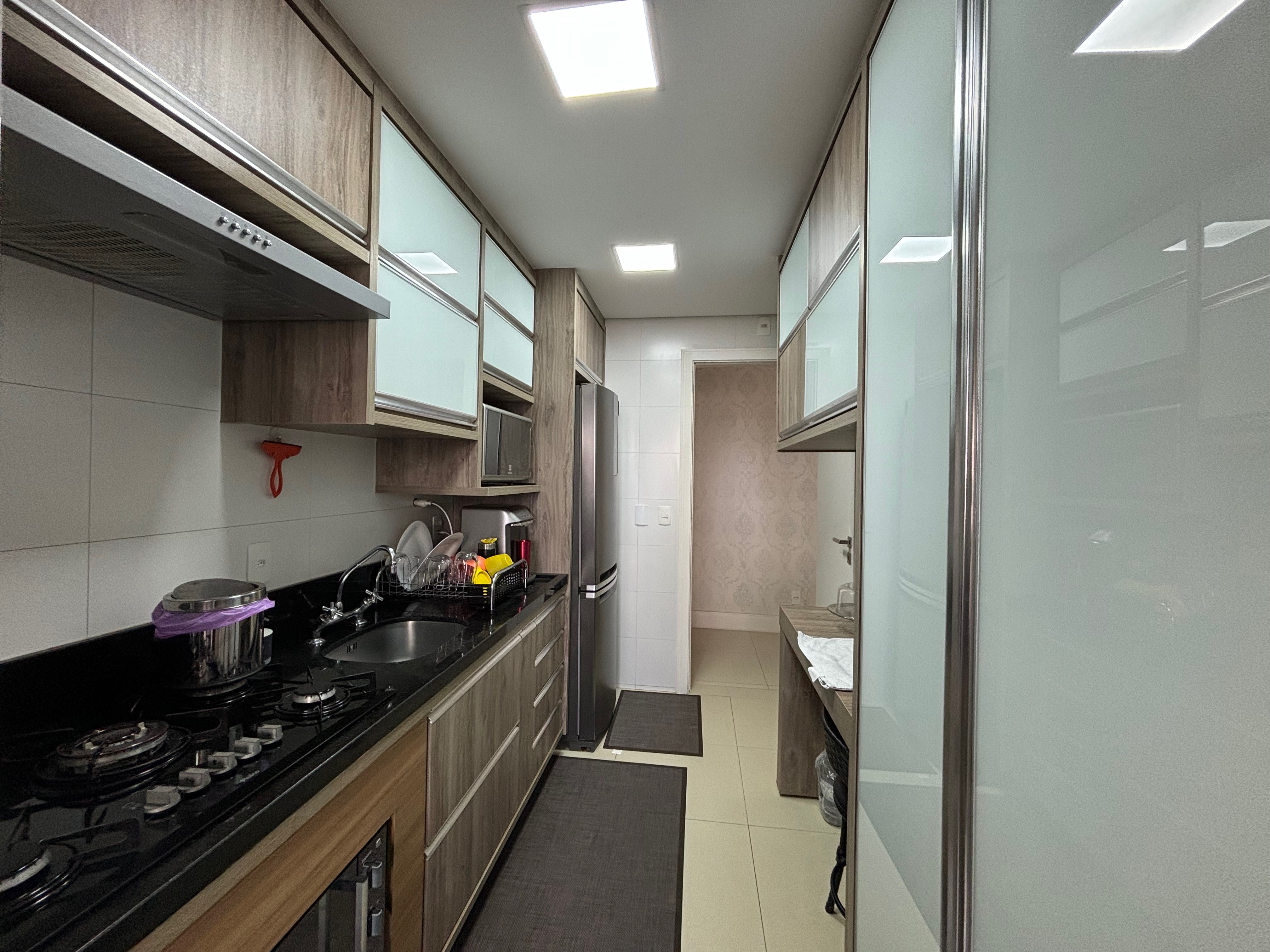 Apartamento 103m² à venda, Ed.Villa Solare, 3 quartos (sendo 1  suíte), 3 vagas, Gleba palhano - Londrina, PR