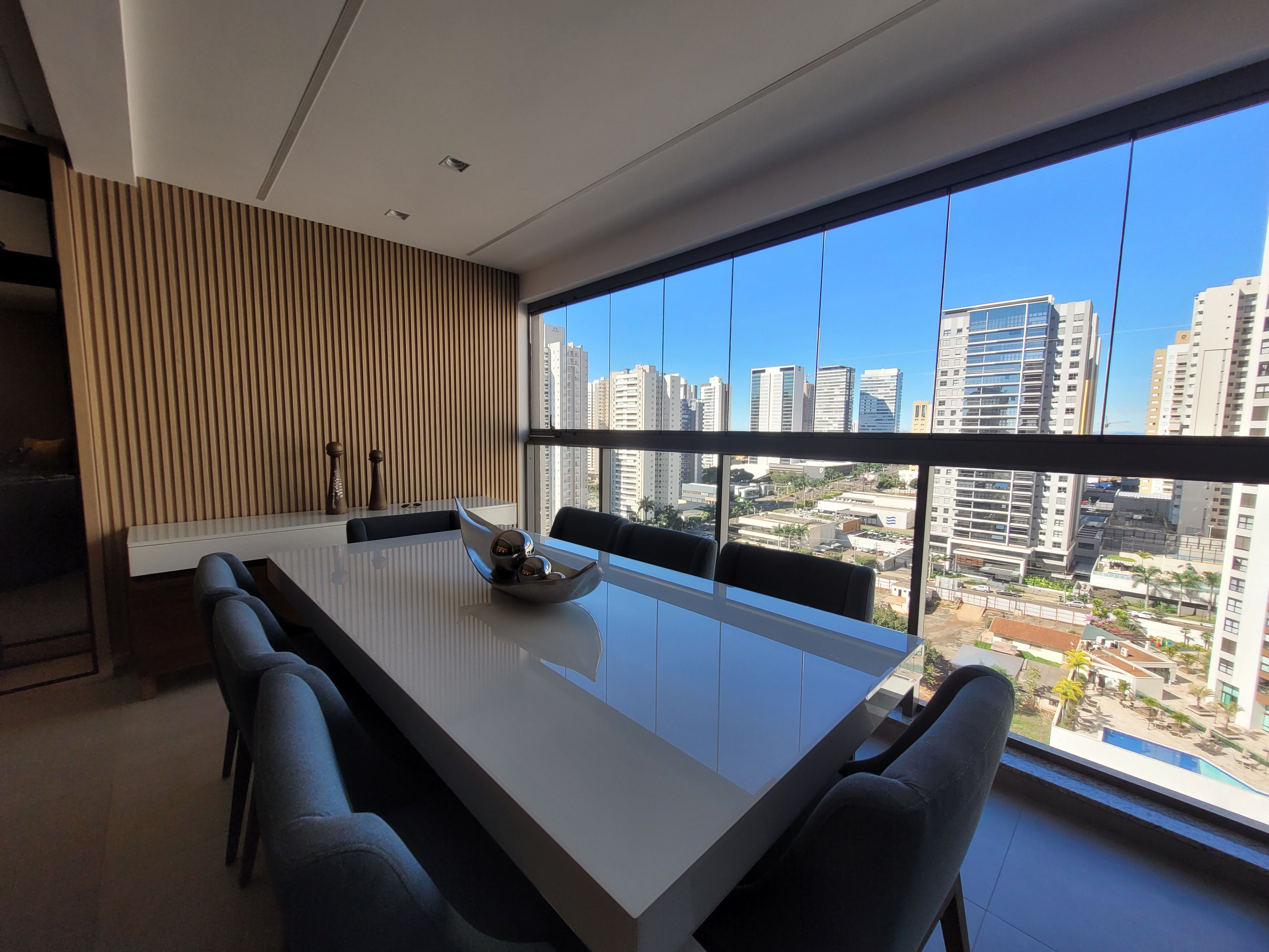 Apartamento à venda no Edifício Glória Residence, mobiliado, 114m², com 3 dormitórios, andar alto,  - Gleba Palhano - Londrina/PR