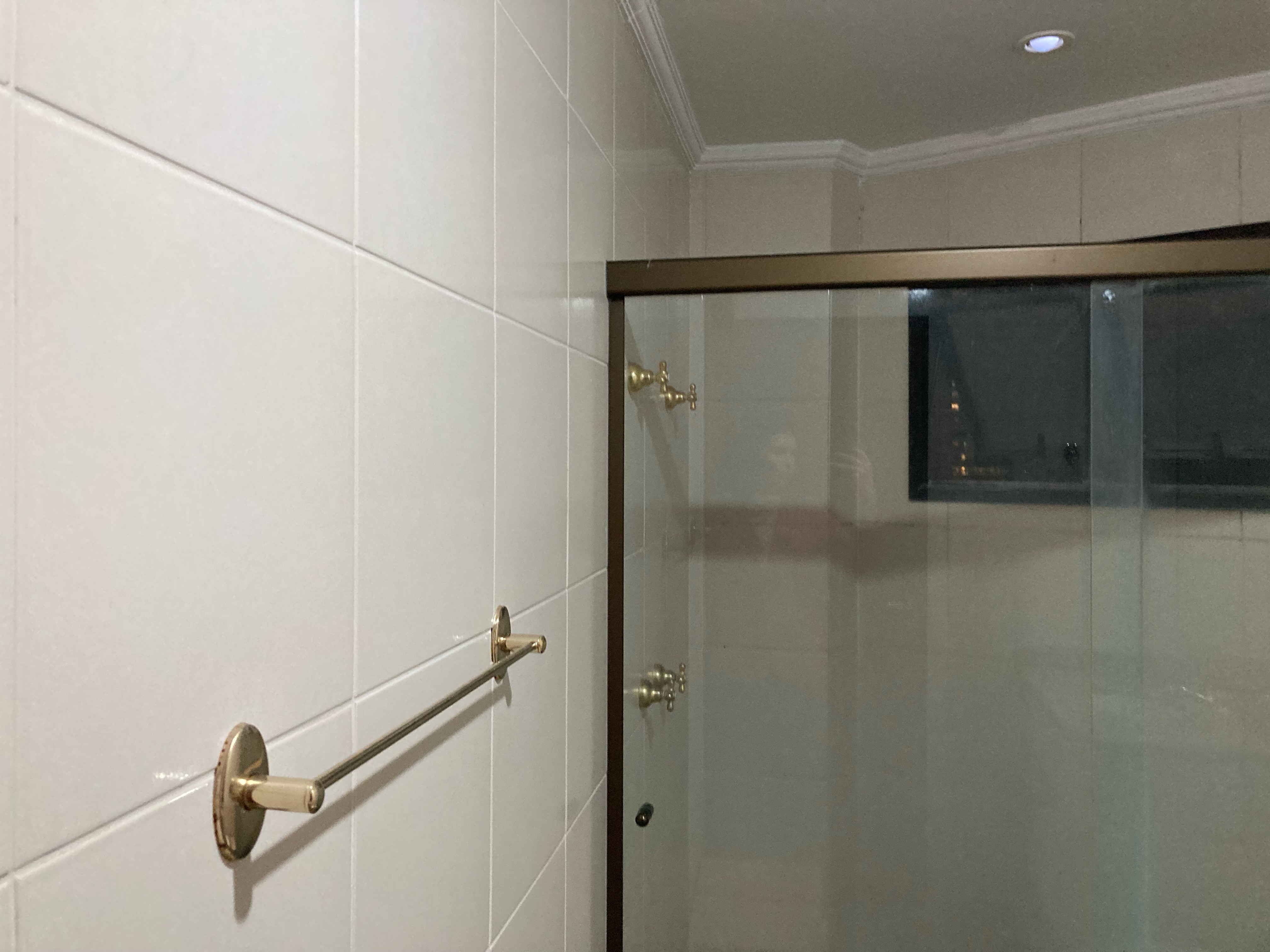 Aluga-se apartamento de 4 quartos na Gleba Fazenda Palhano com planejados, Londrina, PR