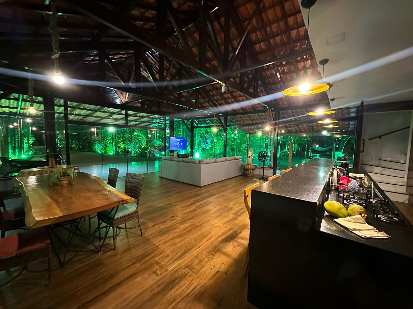 Chácara à venda , 5mil m²- com casa sendo sala, cozinha , 2 suítes, portaria Pioneiros - Condomínio Itaúna - Ibiporã Pr