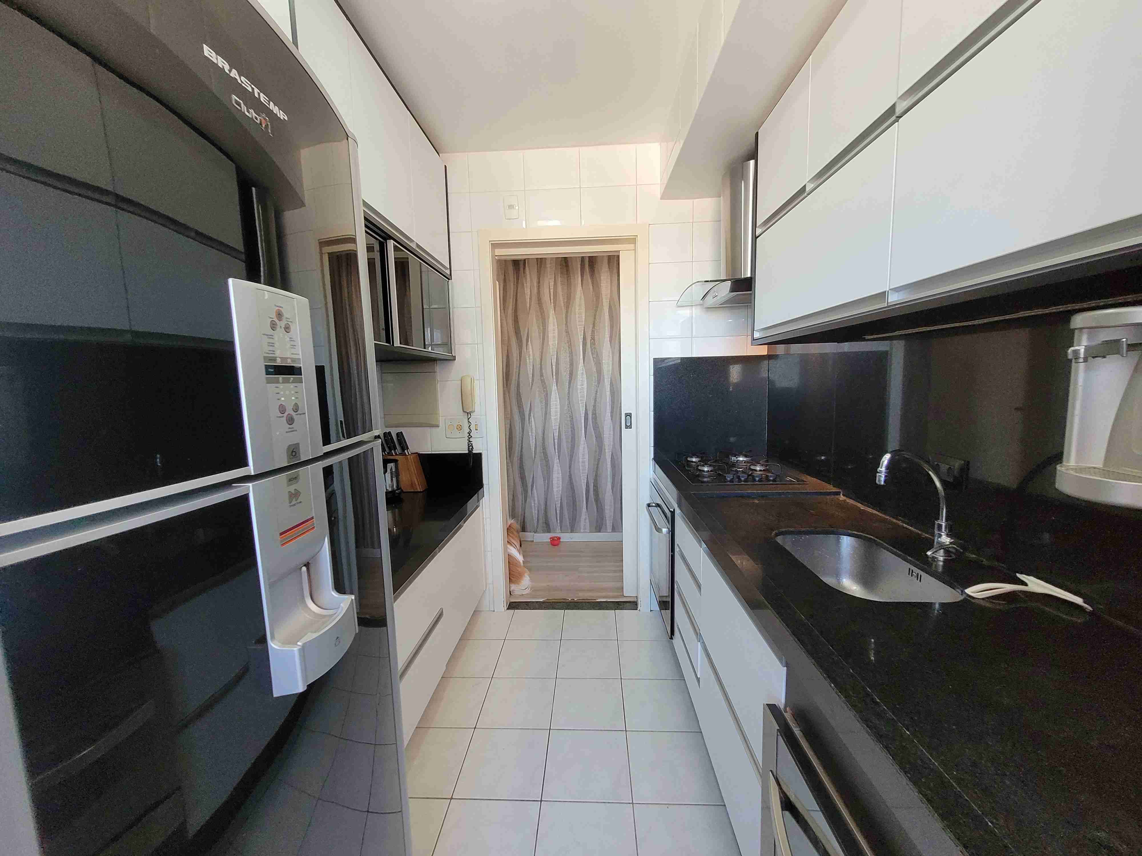 Apartamento à venda no Edifício Studio V,2 quartos sendo 1 suite, mobiliado, sol da manha,Centro, Londrina, PR