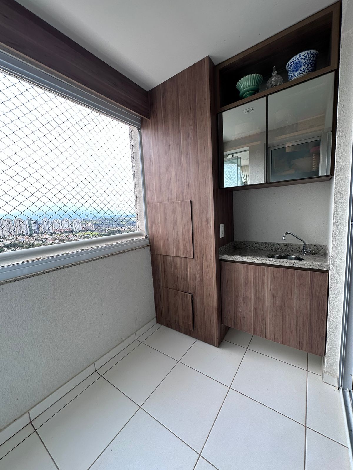 Apartamento à Venda, Edifício  Reserva Santana, 75m² úteis, 2 quartos sendo  1 suíte, mobiliado  - Gleba Fazenda Palhano- Londrina, PR