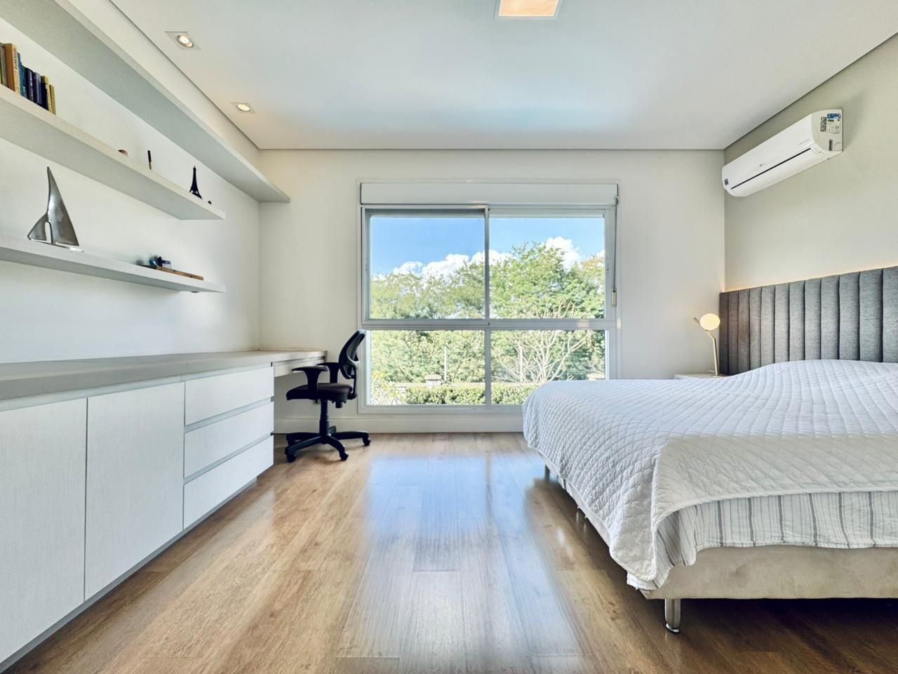 Casa à venda, 3 suítes, 261 m², Alphaville 2, Vivendas do Arvoredo, Londrina, PR