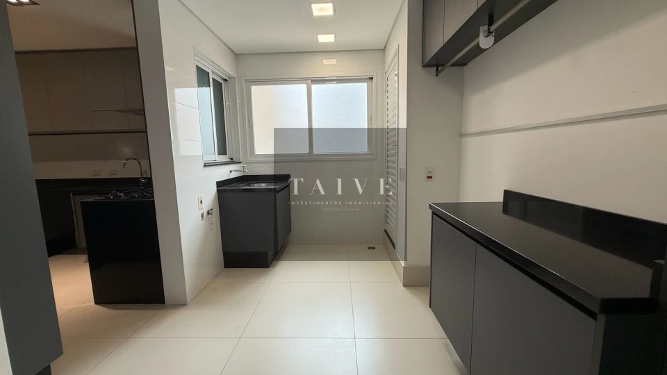 Apartamento à venda, 3 suites, 214 m², Edifício Landmark Residence, Gleba Fazenda Palhano, Londrina, PR