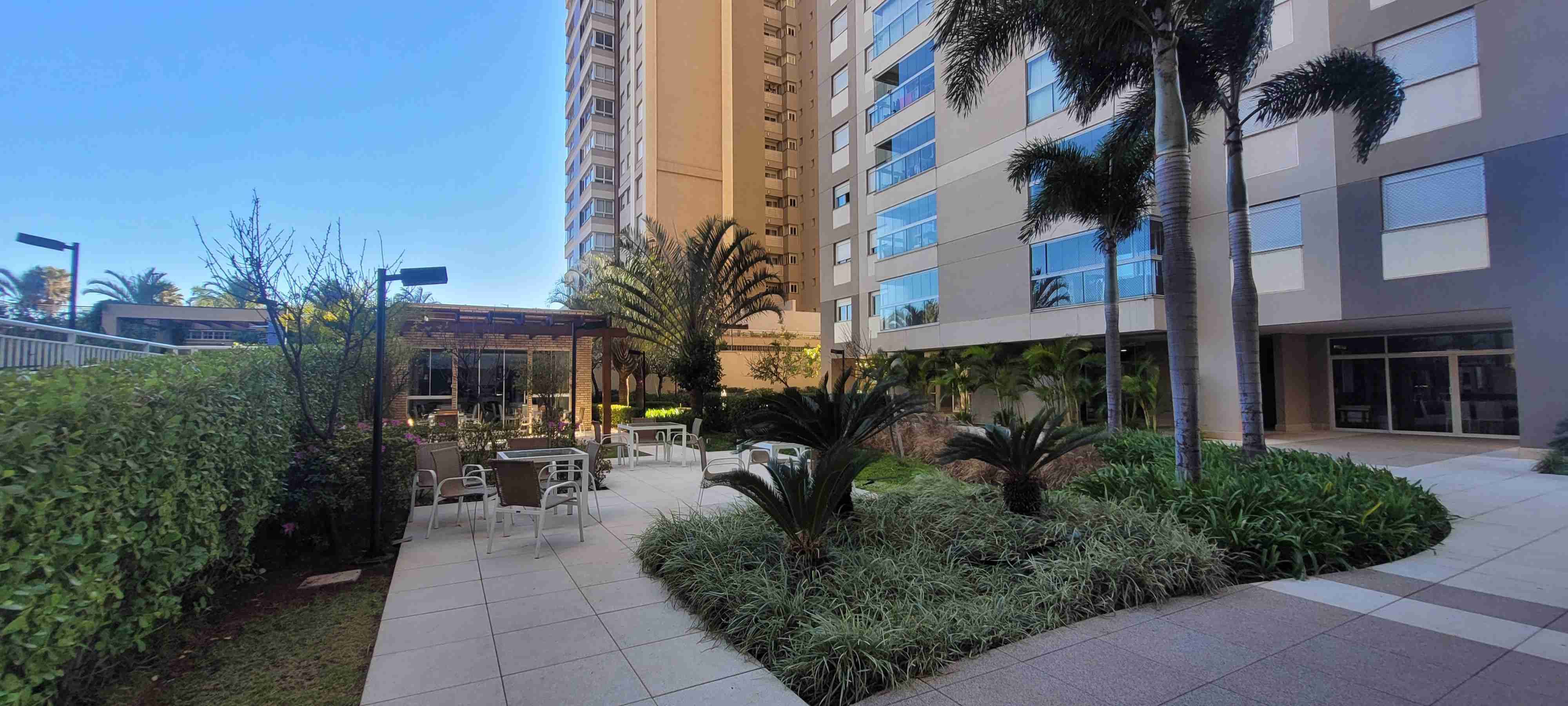 Apartamento à venda no Edifício Victoria Parque,2 quartos,Gleba Fazenda Palhano, Londrina, PR