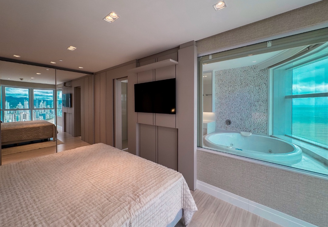 Apartamento à venda vista mar - Edifício Infinity Coast, 164m² úteis, 3 suítes, andar alto, 3 vagas  -  Pioneiros, Balneário Camboriú, SC