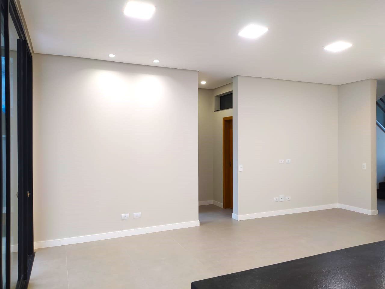 Sobrado à venda, 190m² úteis,  Condominio Tangará, 03 quartos, 4 vagas - Gleba Simon Frazer, Londrina, PR