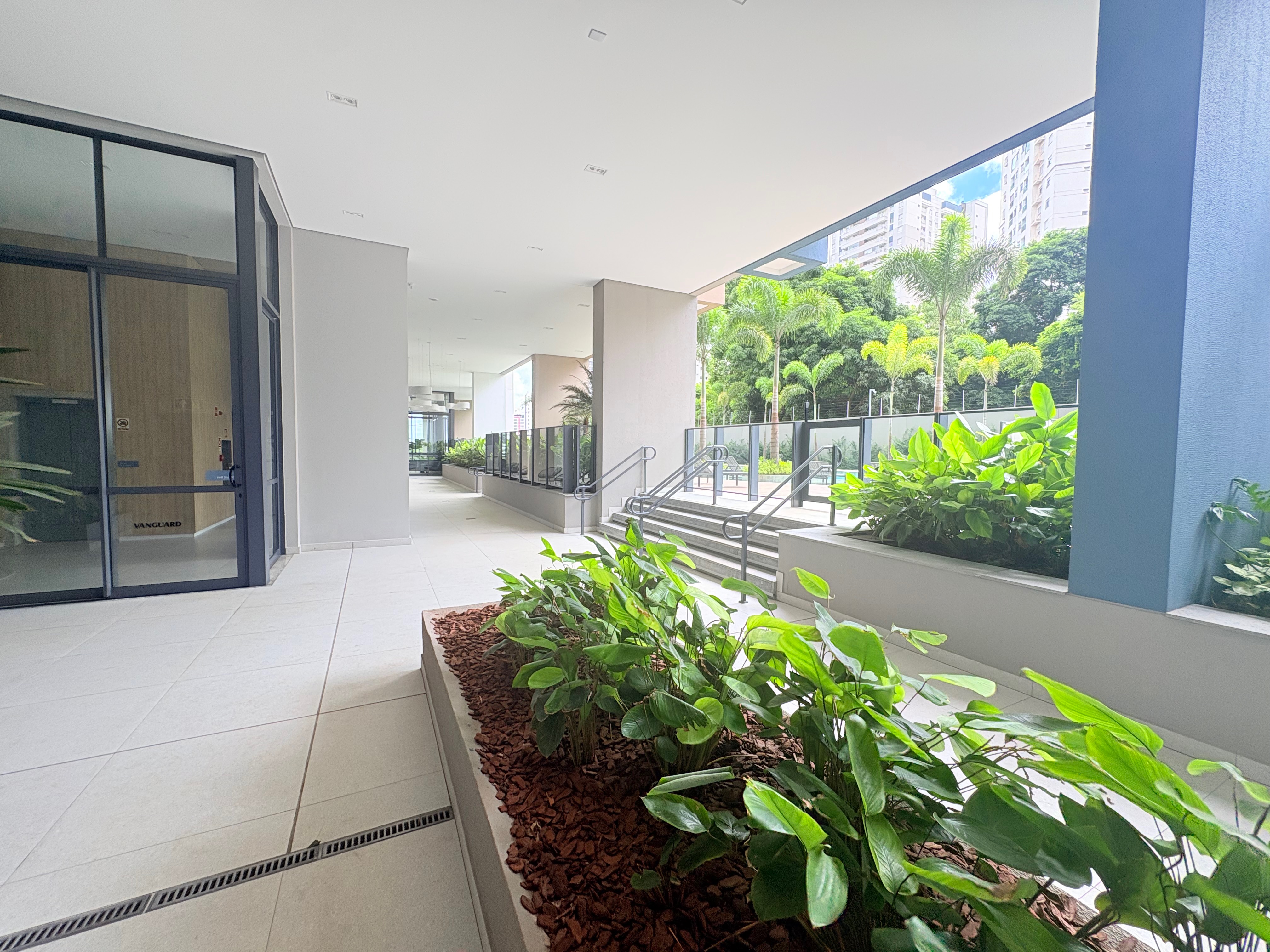 Apartamento à venda,  Edifício Tay, 98m² úteis, 2 suítes, 2 vagas -  Gleba  Palhano - Londrina Pr