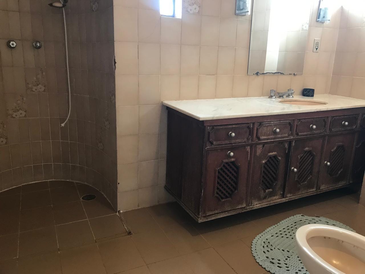 Apartamento à venda , Edifício Nevada, 175m², 4 quartos sendo 1 suíte, com sacada, 3 vagas -  Londrina, PR
