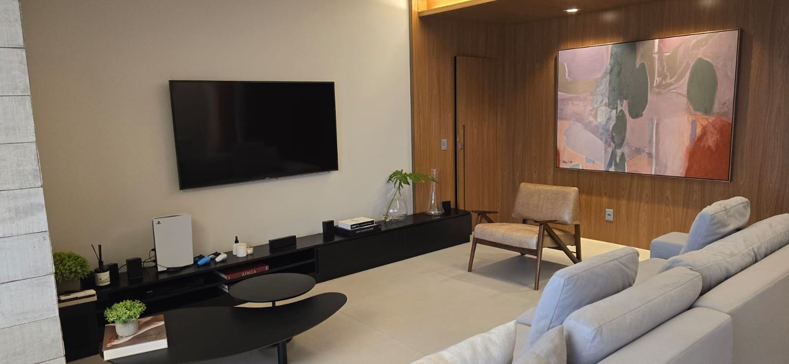 Apartamento à venda, Edifício Champs Élysées, 130m² úteis, 3 suítes, 3 vagas, andar alto, mobiliado, varanda gourmet - Gleba Palhano, Londrina, P