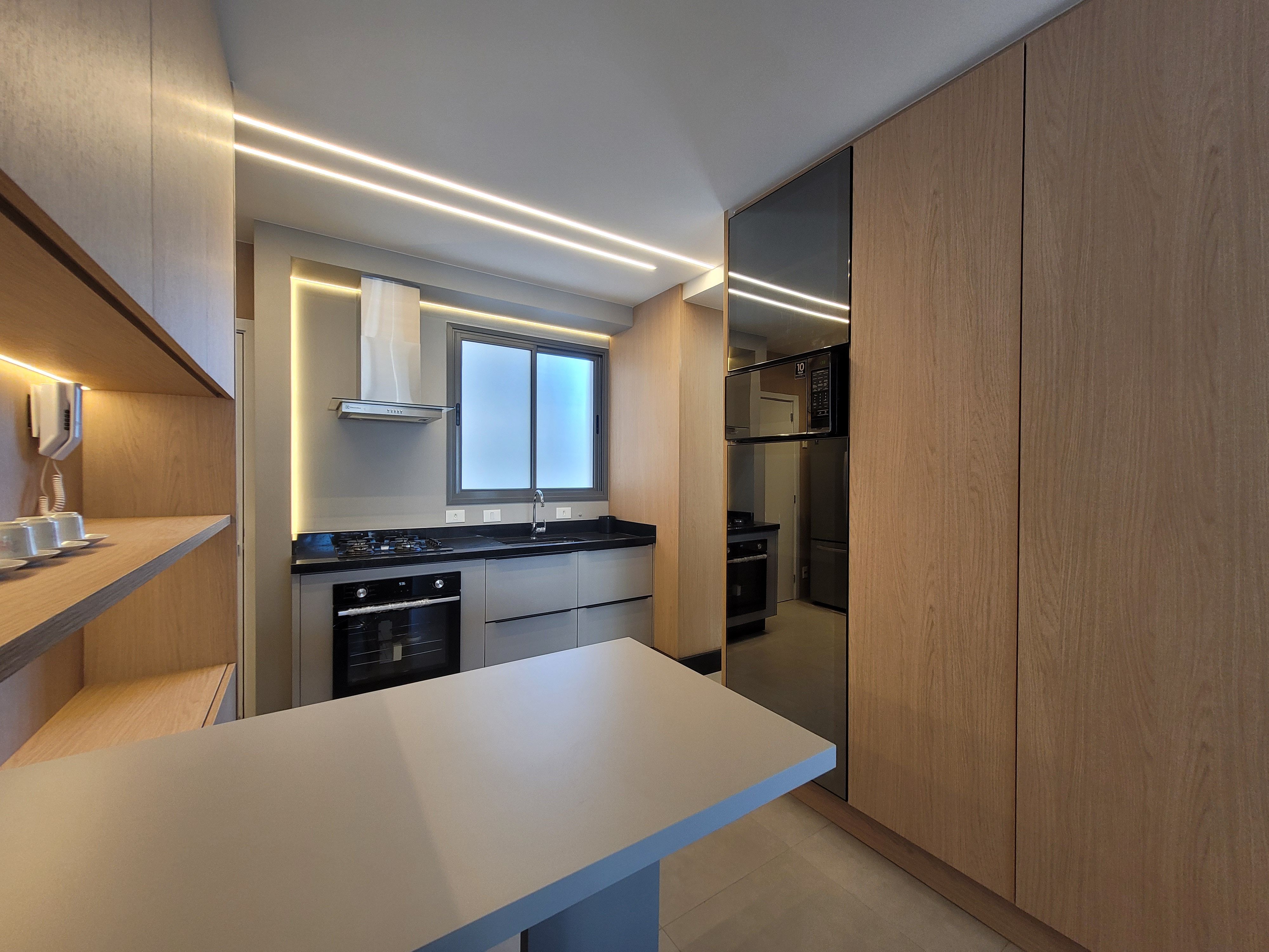 Apartamento à venda no Edifício Glória Residence, mobiliado, 114m², com 3 dormitórios, andar alto,  - Gleba Palhano - Londrina/PR
