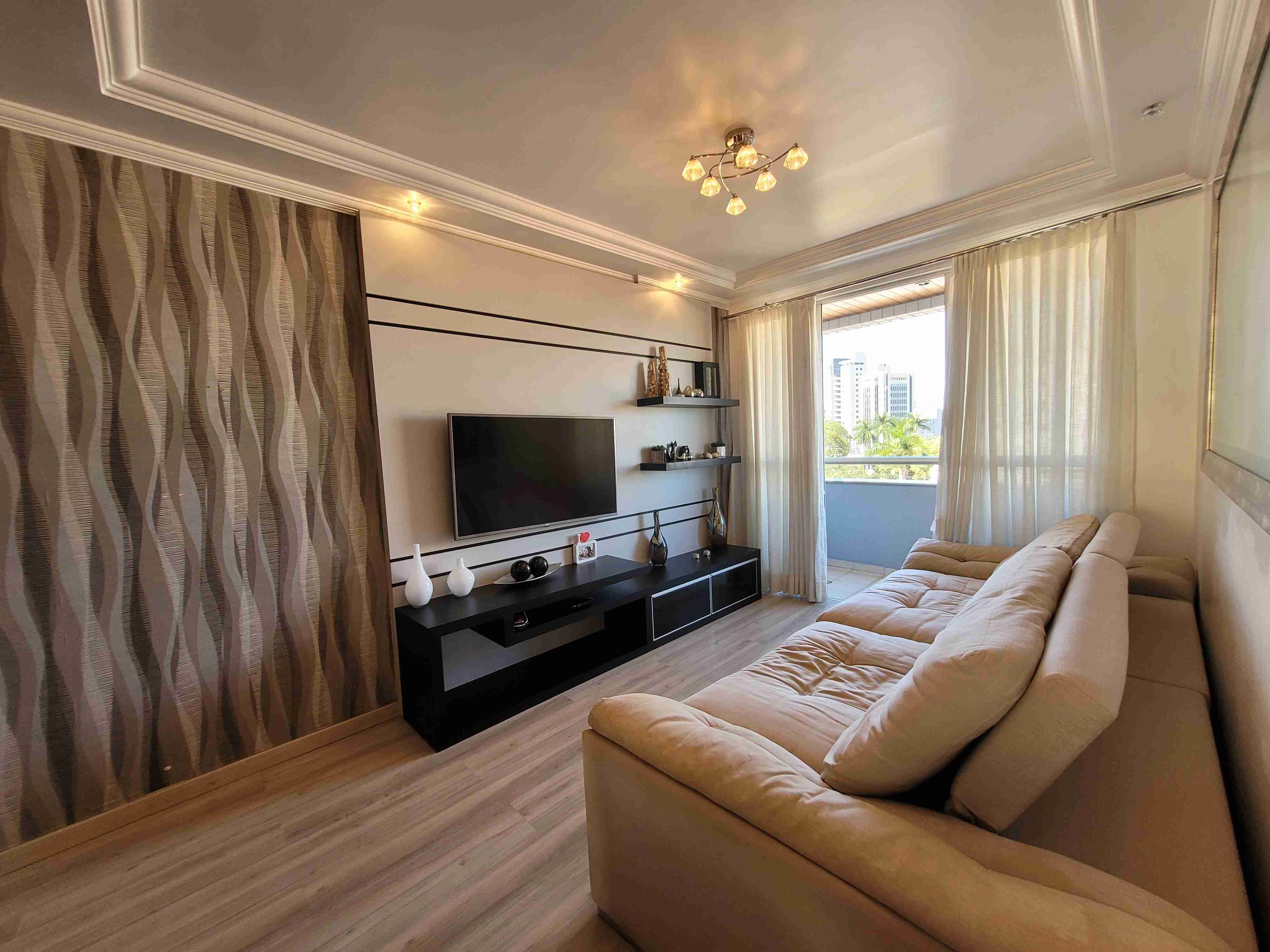 Apartamento à venda no Edifício Studio V,2 quartos sendo 1 suite, mobiliado, sol da manha,Centro, Londrina, PR