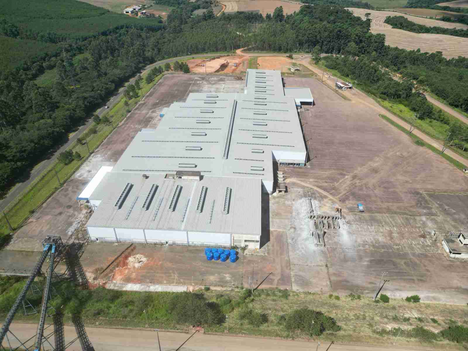 Galpão logístico à Venda ou locação, 144.151m² total, 30.0000M² de construção,  próxima à BR-153 (Transbrasiliana) - Arapoti, PR
