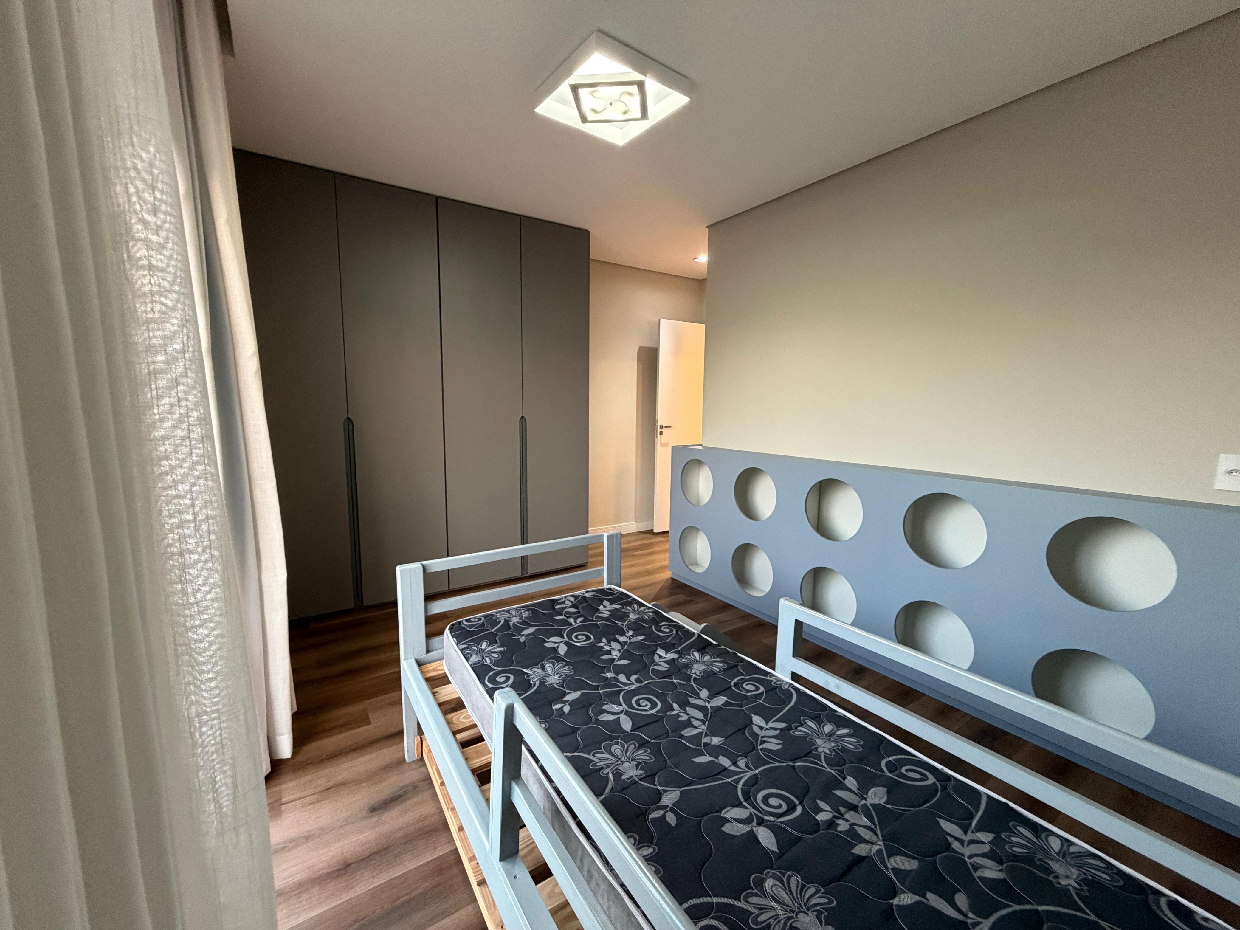 Sobrado á venda, Condomínio Bela Vitta,  195m² úteis , 3 suite Suites, todo planejado - Zona Leste - Londrina/PR