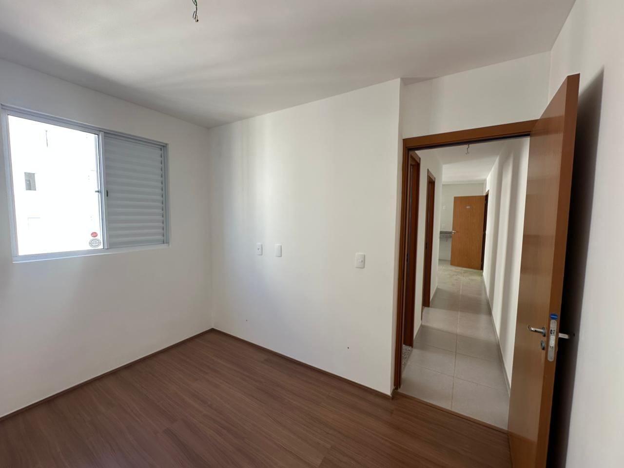 Apartamento à venda, próximo à Universidade Estadual de Londrina (UEL) , Londrina - PR