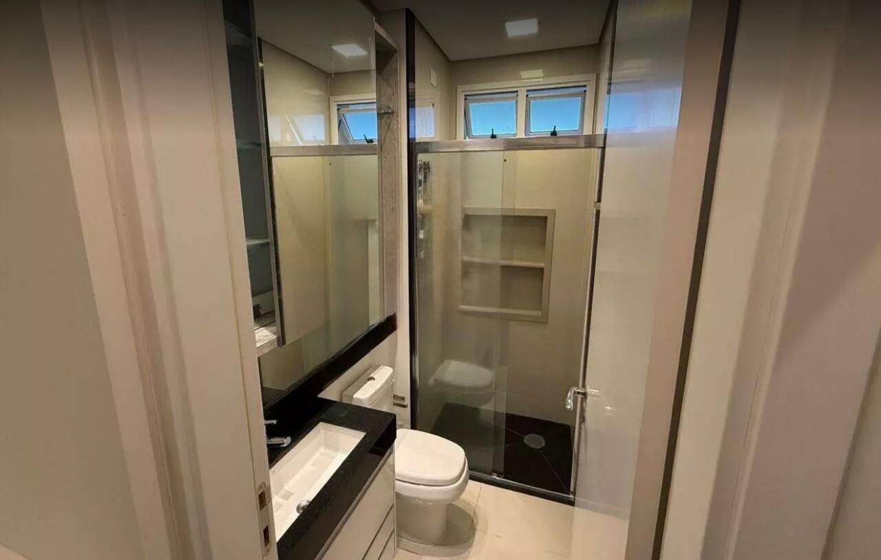 Apartamento à venda, 3 suítes, 245 m², Condomínio Casa Batlo, Santa Rosa, Gleba Palhano, Londrina, PR