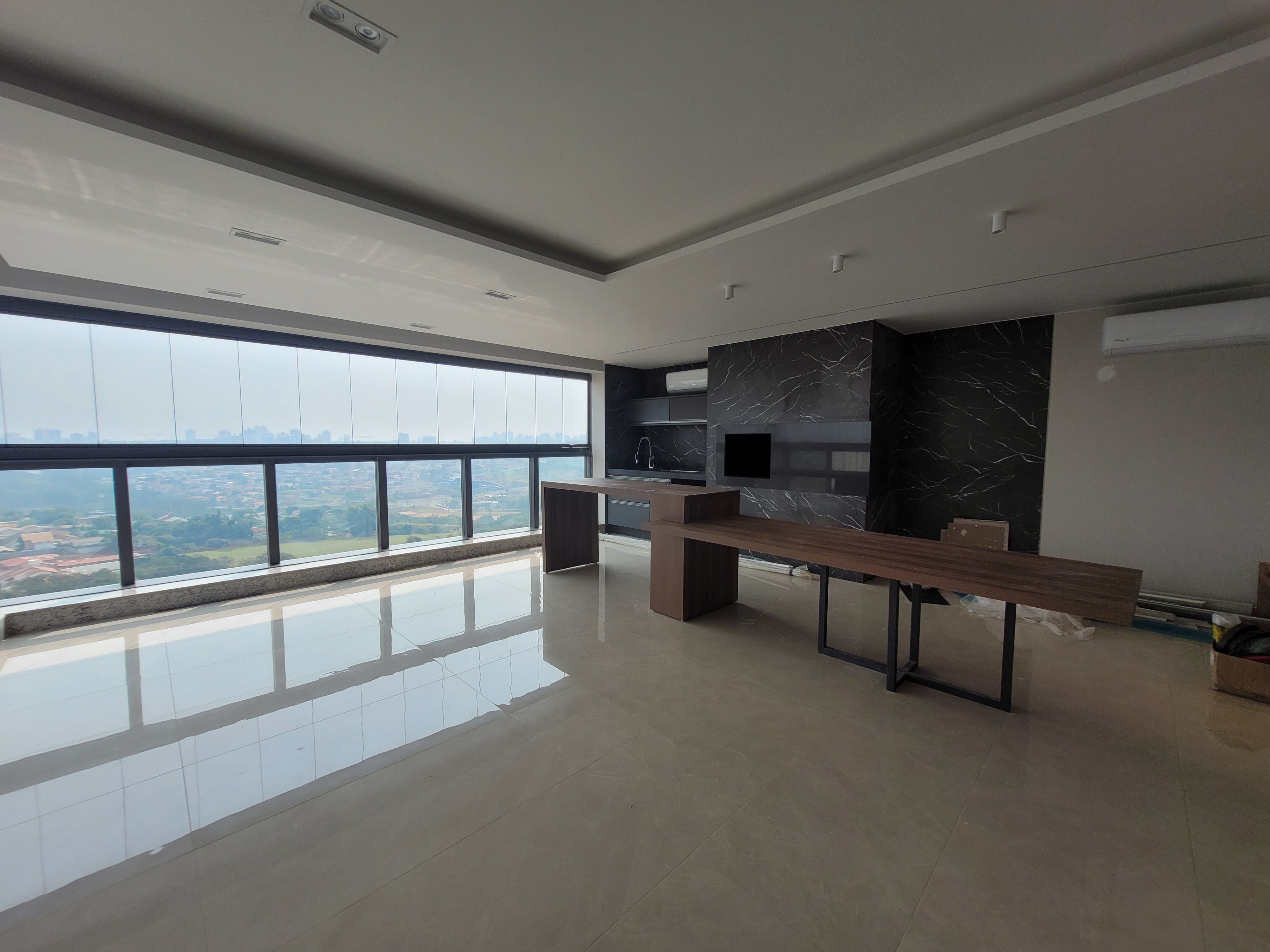 Apartamento a venda, Edifício Grand Palais, 216m² úteis, planejado, andar alto, Gleba Fazenda Palhano -Londrina, PR