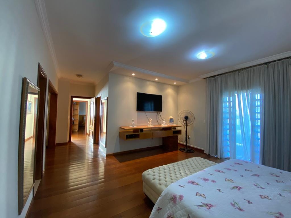 Sobrado à venda, 574m² úteis, 4 suítes com banheira e sacada, piscina, sauna,  estuda permuta- Jardim Itatiaia 1, Londrina, PR