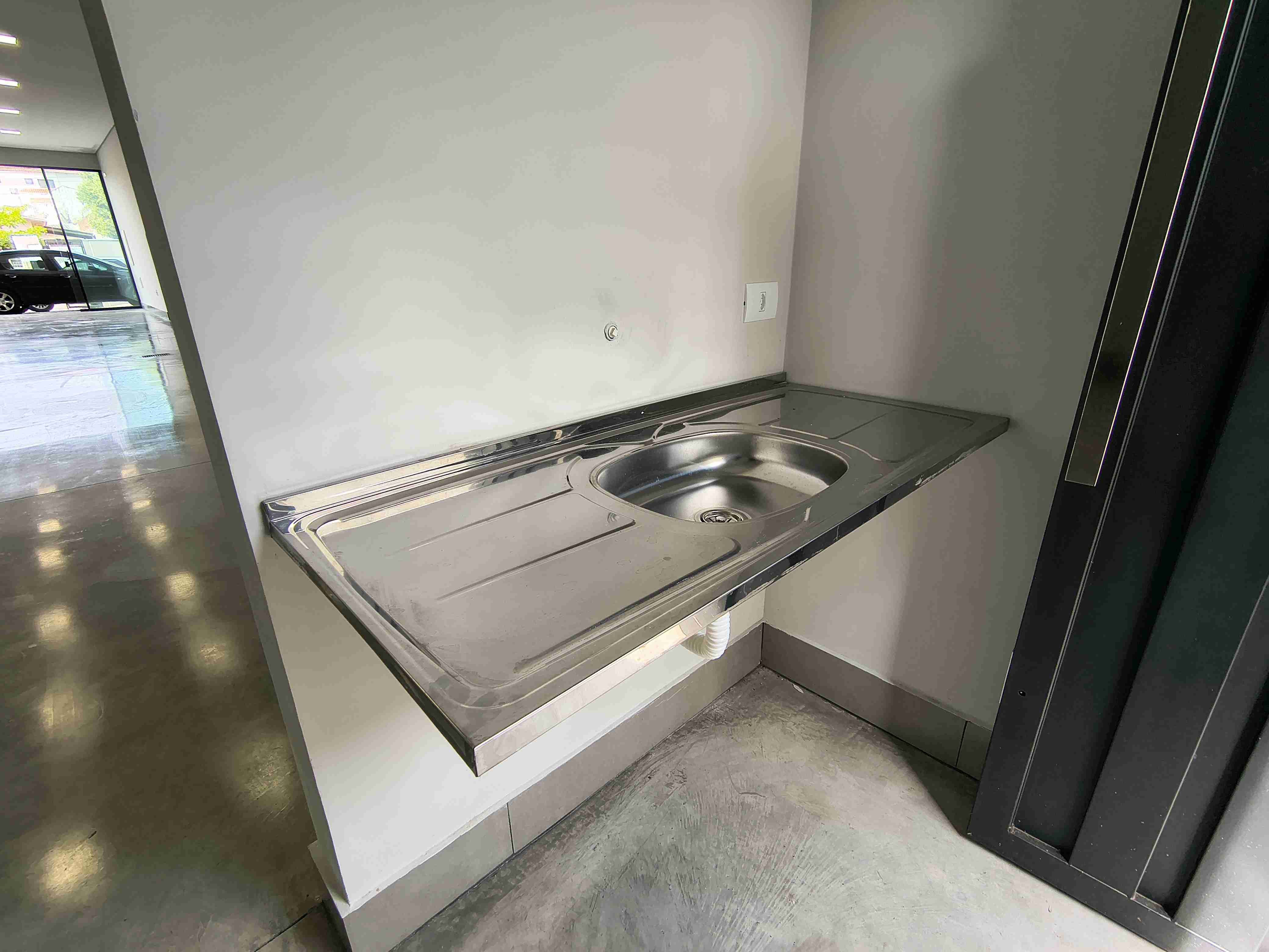 Barracão para locação, 250M², Av. Jorge Casoni - Lago Igapó - Londrina, PR