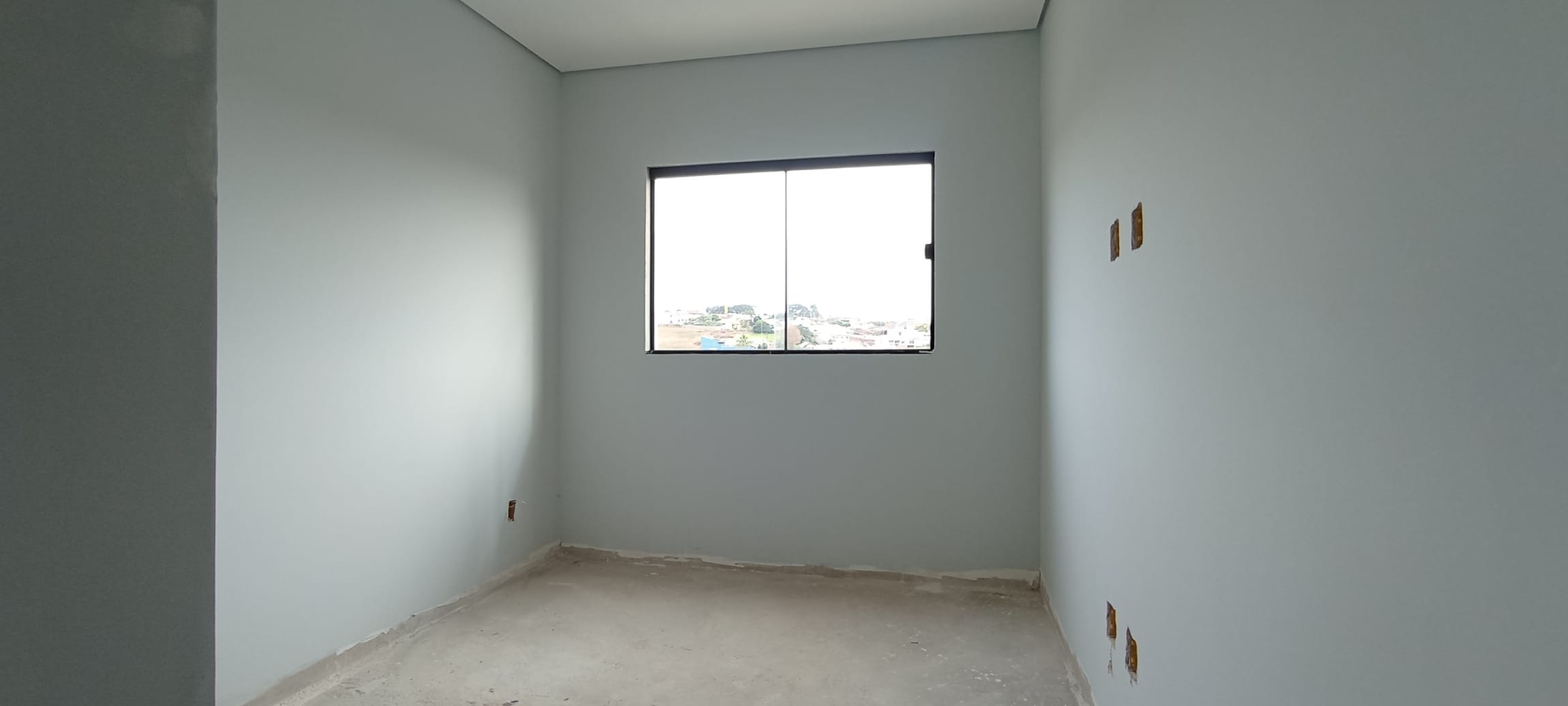 Sobrado à venda - 200m²/ 3 quartos / 3 suítes/ piscina - recém-construída  - próx av Faria Lima - Londrina/PR