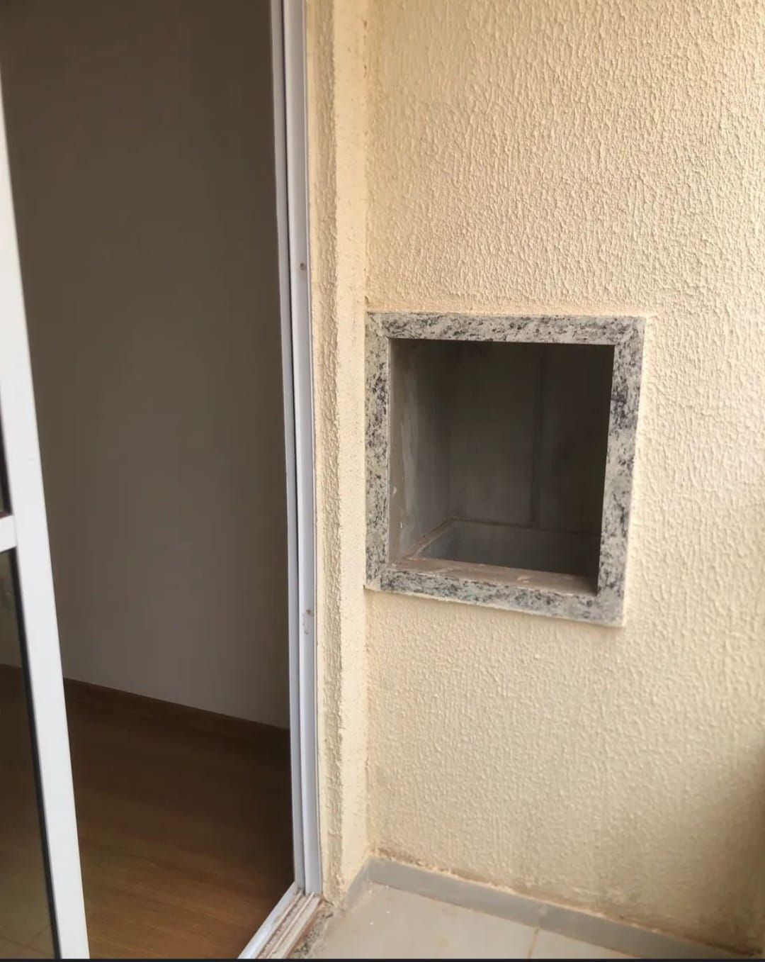 Apartamento à venda, Residencial La Sicília,45 m², 2 quartos, Gleba Fazenda Palhano, Londrina, PR