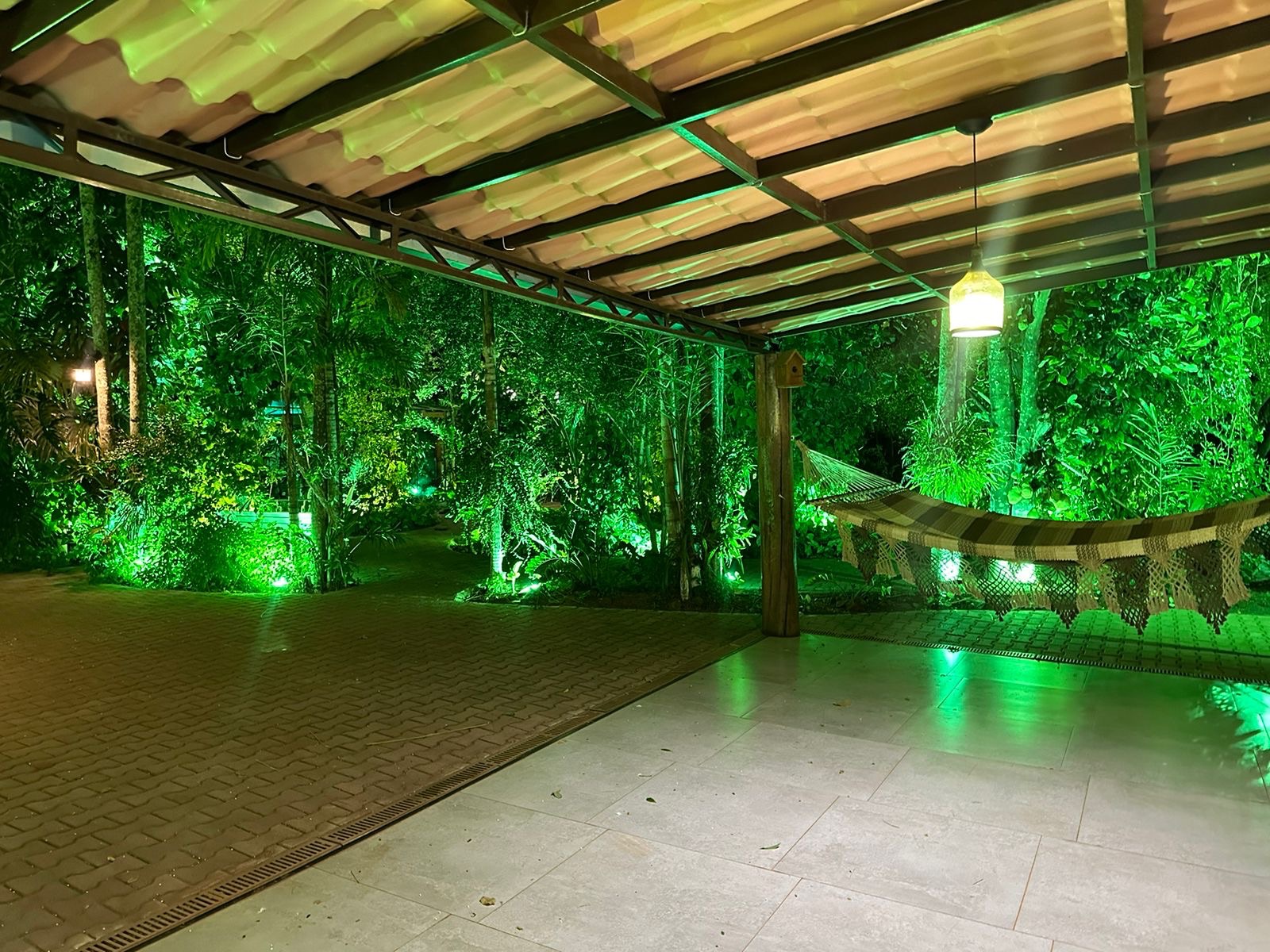 Chácara à venda , 5mil m²- com casa sendo sala, cozinha , 2 suítes, portaria Pioneiros - Condomínio Itaúna - Ibiporã Pr