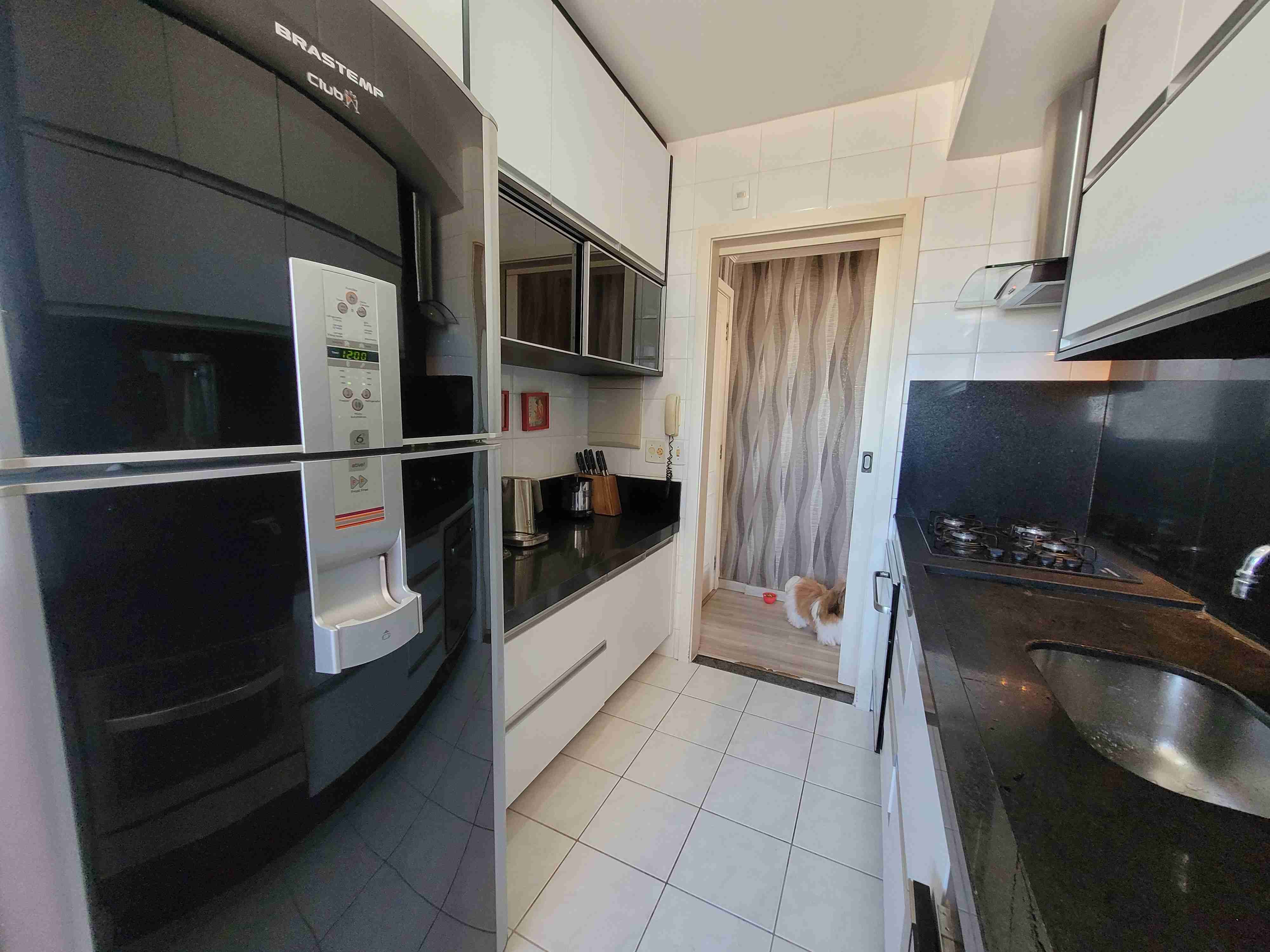 Apartamento à venda no Edifício Studio V,2 quartos sendo 1 suite, mobiliado, sol da manha,Centro, Londrina, PR
