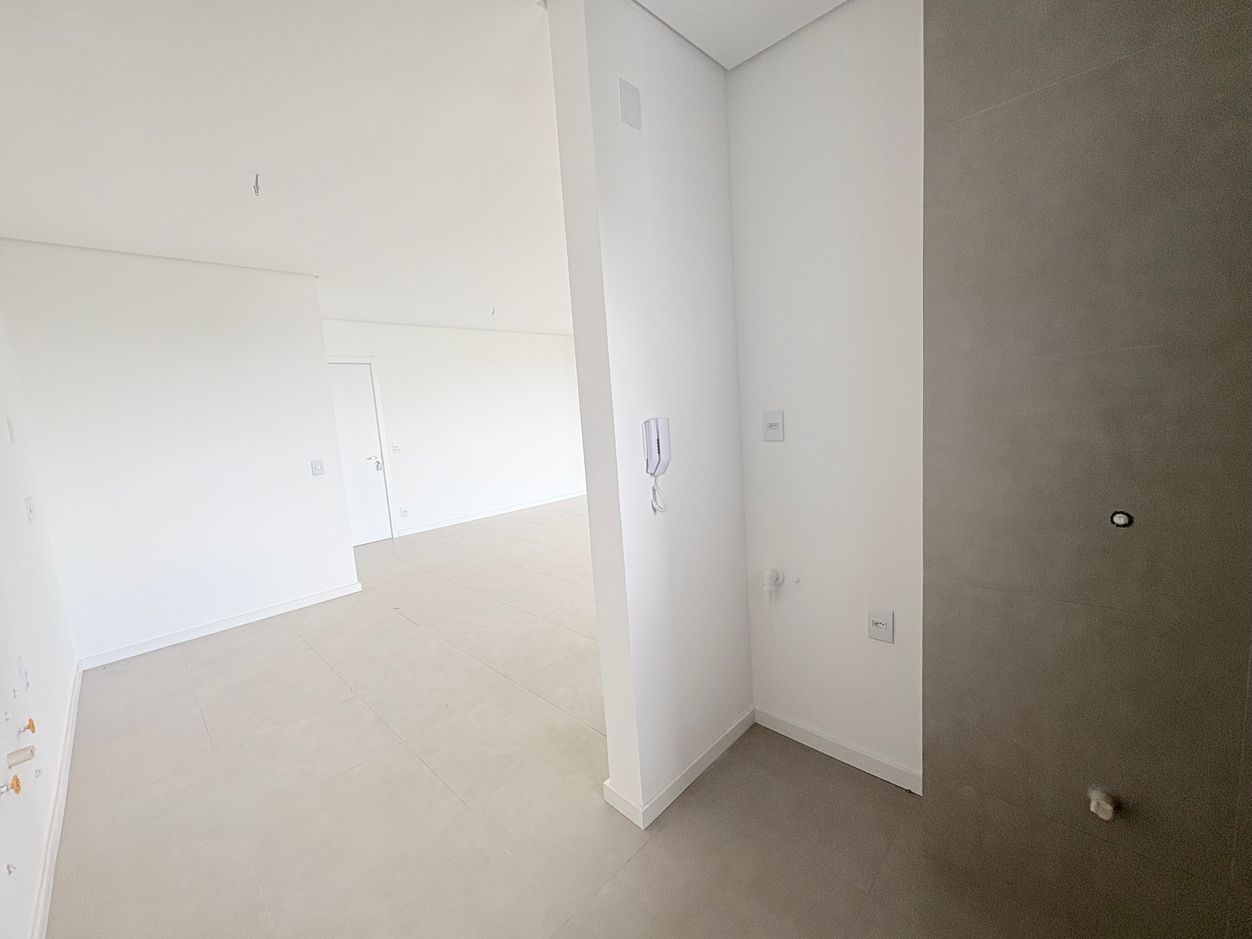 Apartamento à venda,  Edifício Tay, 98m² úteis, 2 suítes, 2 vagas -  Gleba  Palhano - Londrina Pr