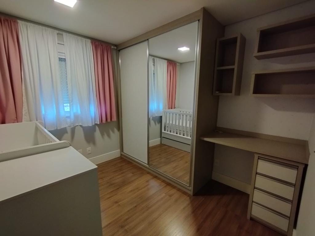 Apartamento 103m² à venda, Ed.Villa Solare, 3 quartos (sendo 1  suíte), 3 vagas, Gleba palhano - Londrina, PR