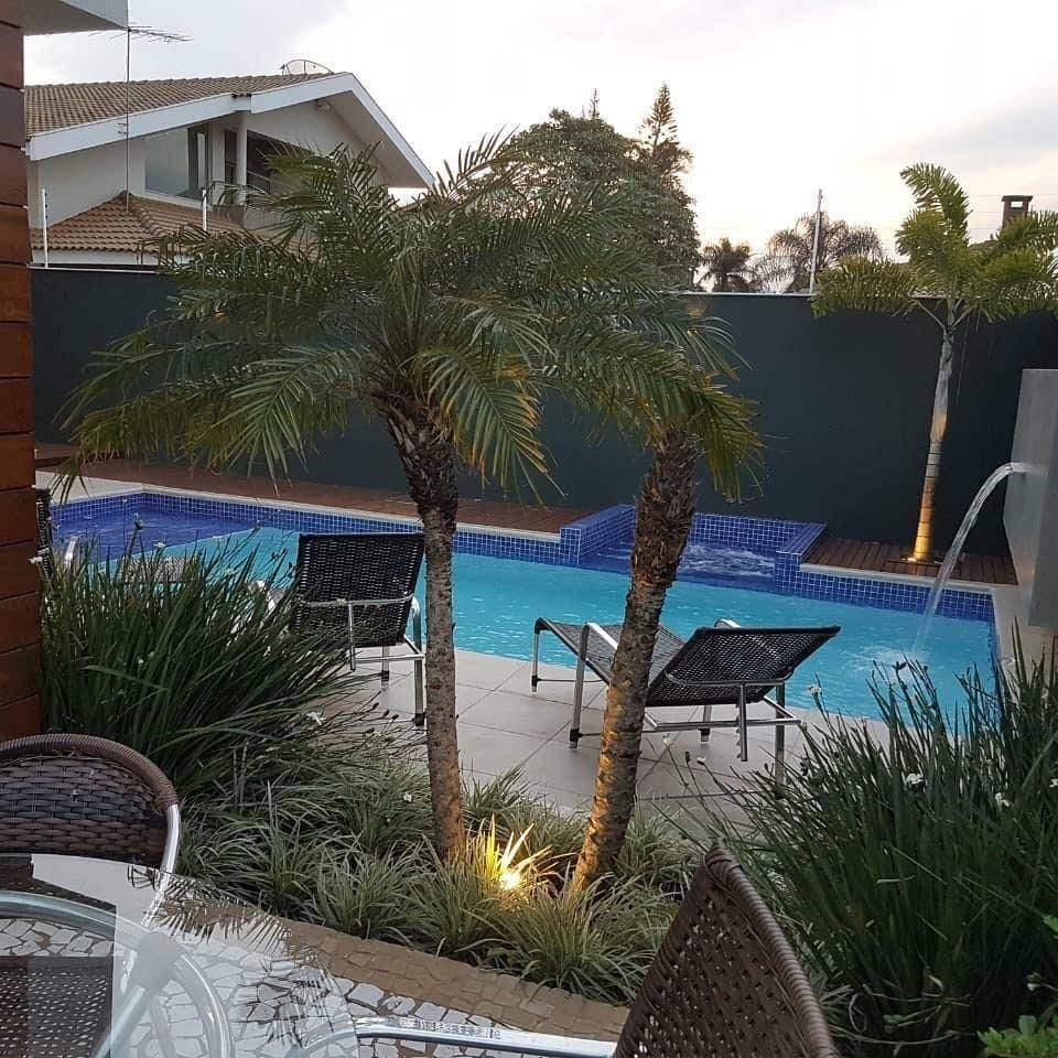 Sobrado à venda e locação,  500m², 4 quartos (sendo 2 suítes), 6 banheiros, 4 vagas de garagem, Mediterrâneo - Londrina, PR