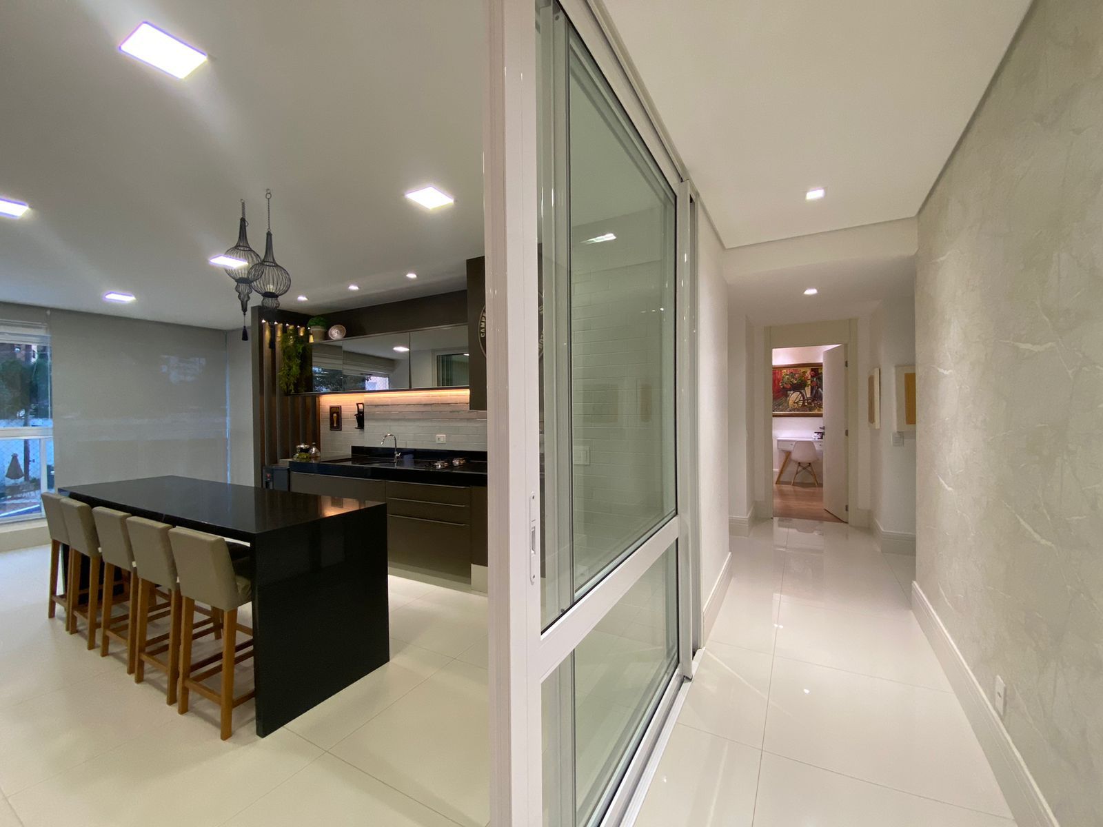 Apartamento à venda, Edifício Landmark, 214m² úteis, 2 suítes,2 Demi suítes, 3 vagas, estuda permuta de menor valor  - Gleba Fazenda Palhano, Lon