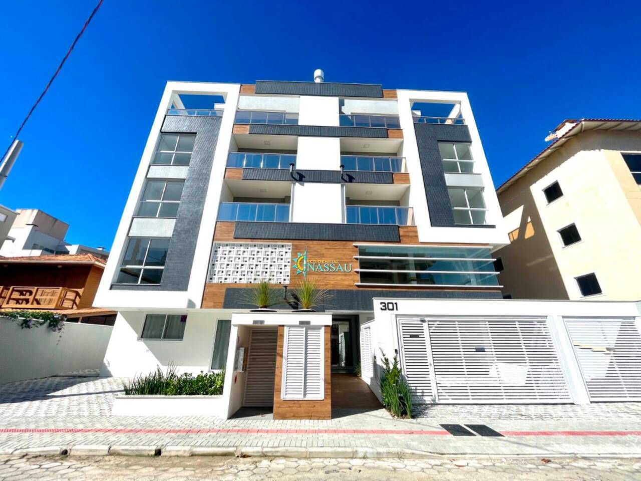 Apartamento pertinho da praia 70m² à venda/2 quartos (sendo 1 suíte) - Residencial Nassau- Canto Grande, Bombinhas, SC