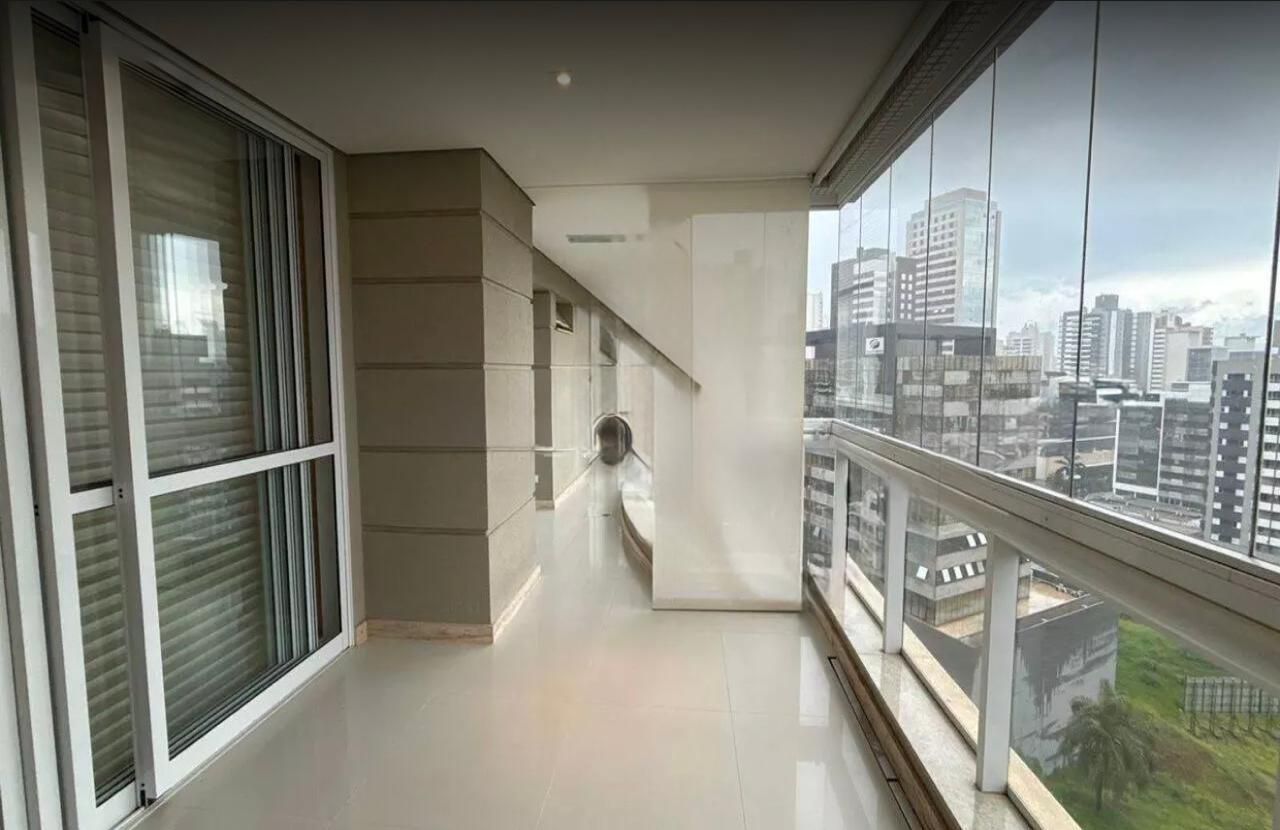 Apartamento à venda, 3 suítes, 245 m², Condomínio Casa Batlo, Santa Rosa, Gleba Palhano, Londrina, PR