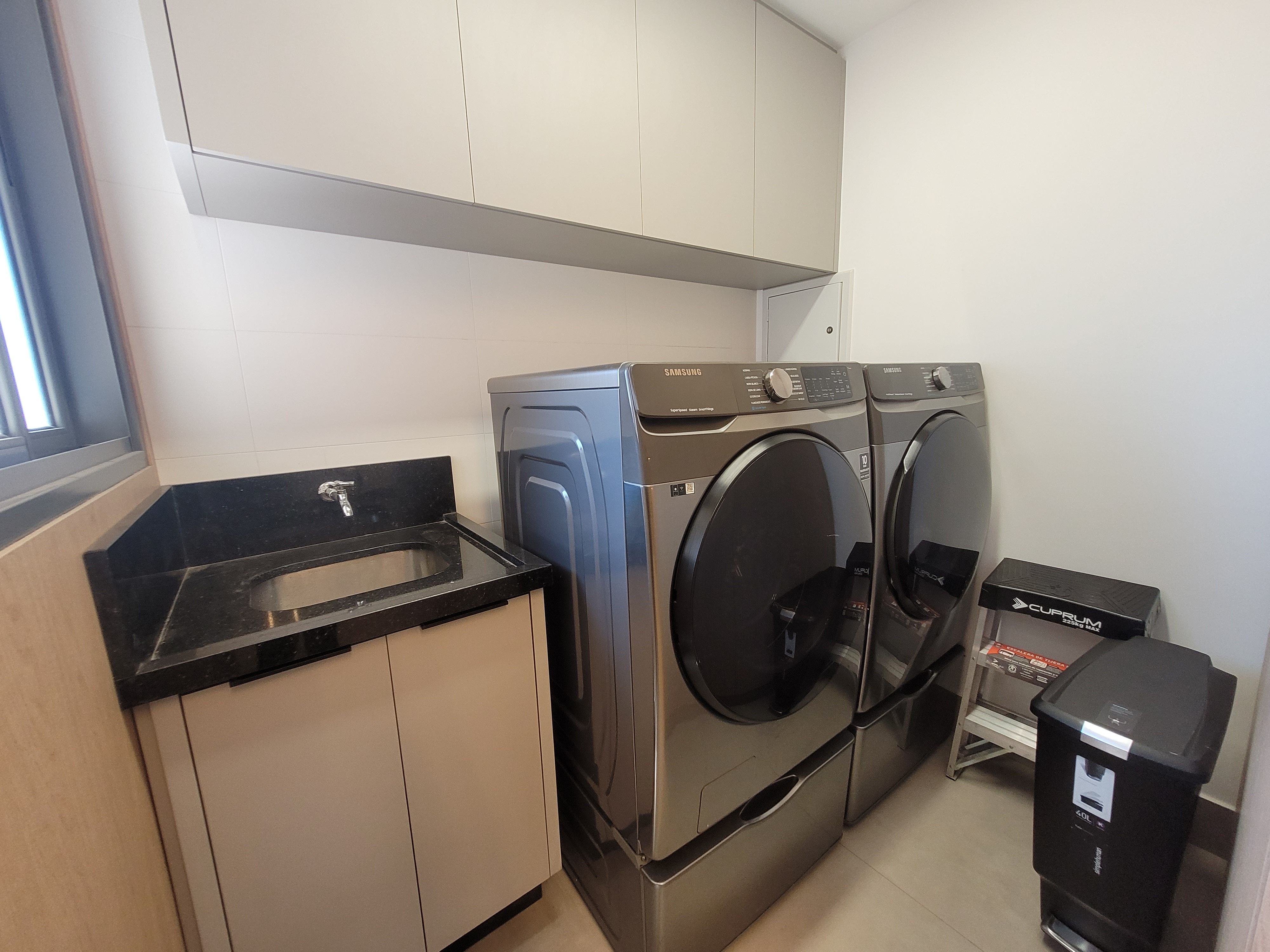 Apartamento à venda no Edifício Glória Residence, mobiliado, 114m², com 3 dormitórios, andar alto,  - Gleba Palhano - Londrina/PR