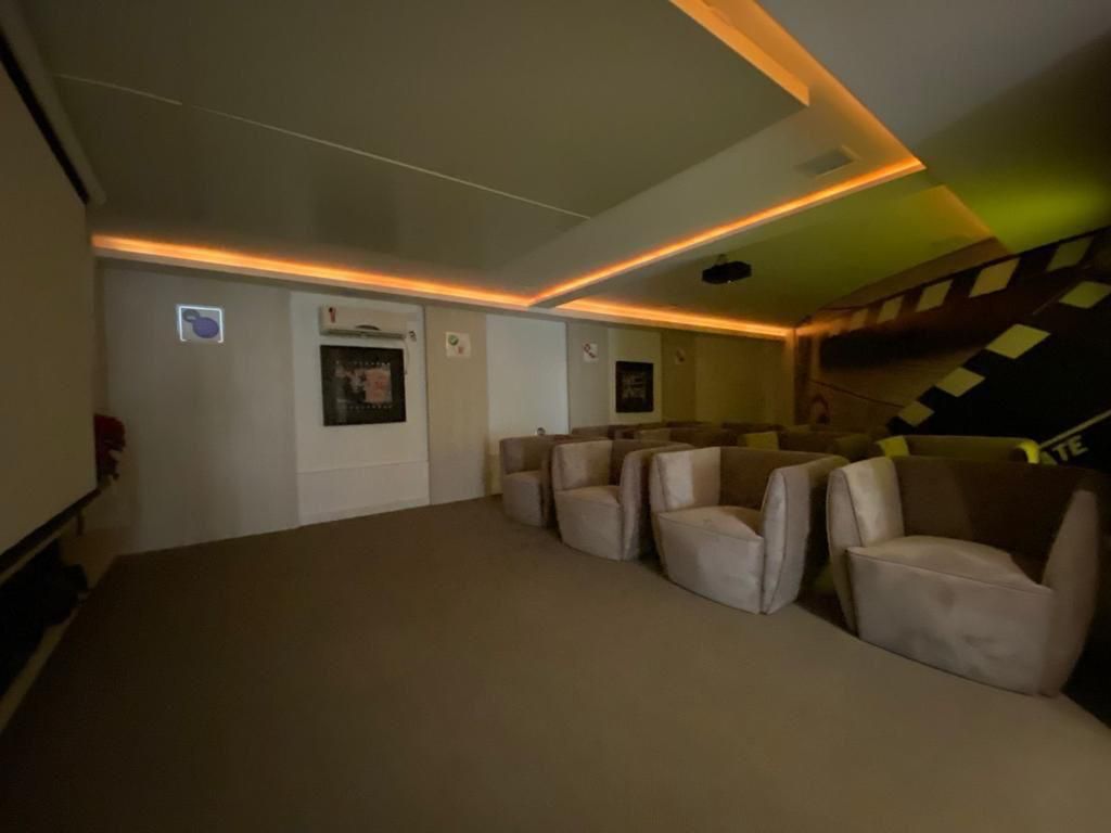 Apartamento com vista mar no Edifício Dubai Tower Residence em Itapema, SC