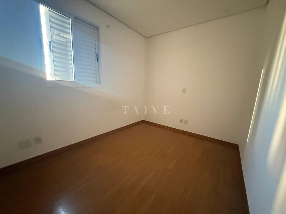 Apartamento à venda, 3 quartos sendo 1 suite, 81 m², Evolution Home Alto da Palhano, Gleba Fazenda Palhano, Londrina.