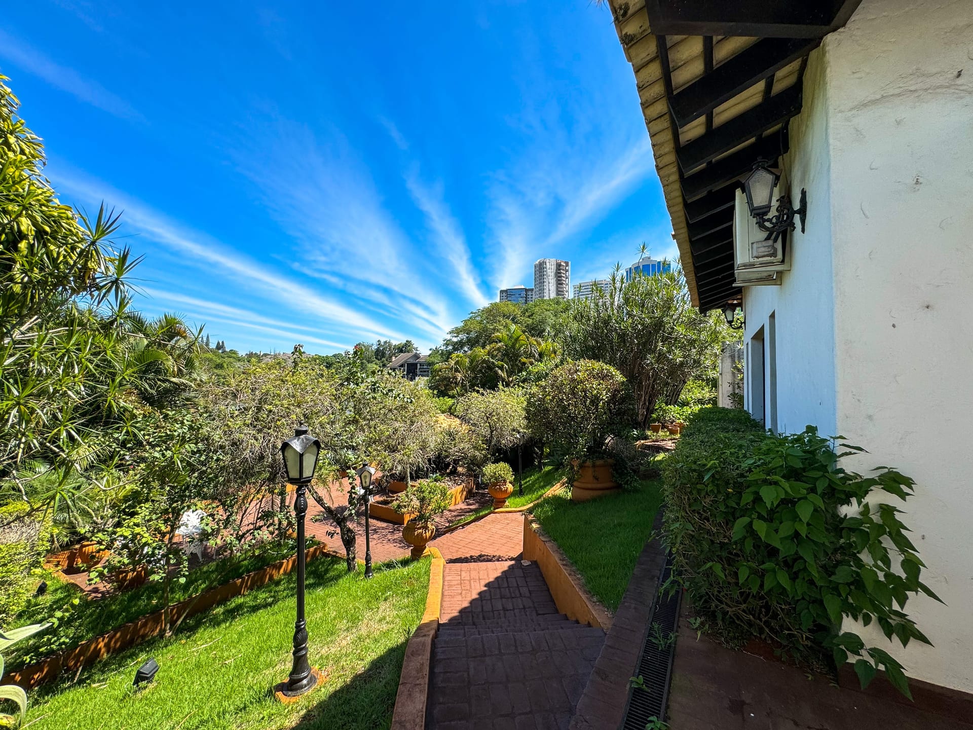 Casa para venda , 5 suítes,Bela Suiça, Londrina, PR