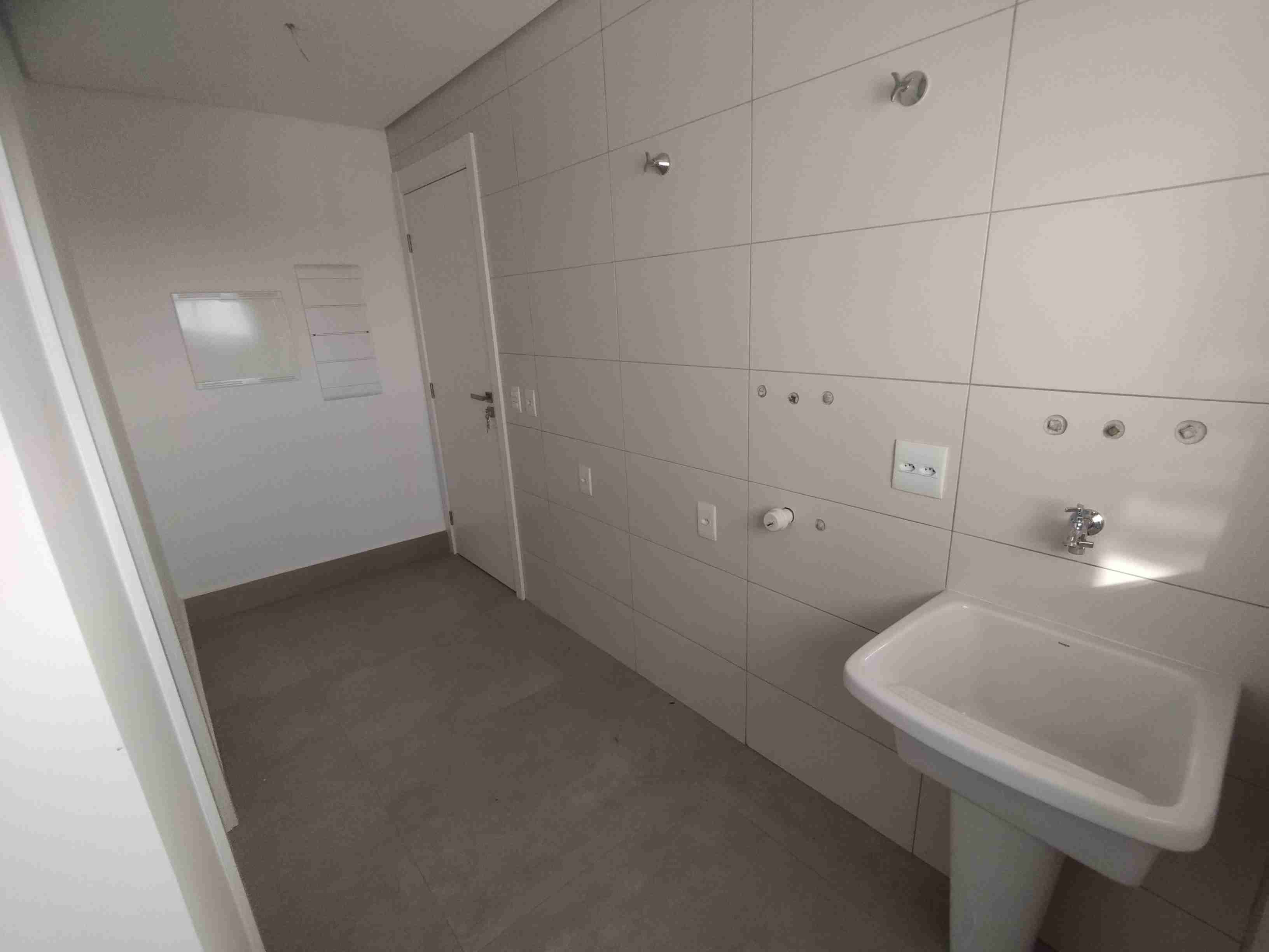 Apartamento à venda, 189M² úteis, Edifício Greenwich Park, 3 suítes, andar alto - Gleba Fazenda Palhano, Londrina, PR