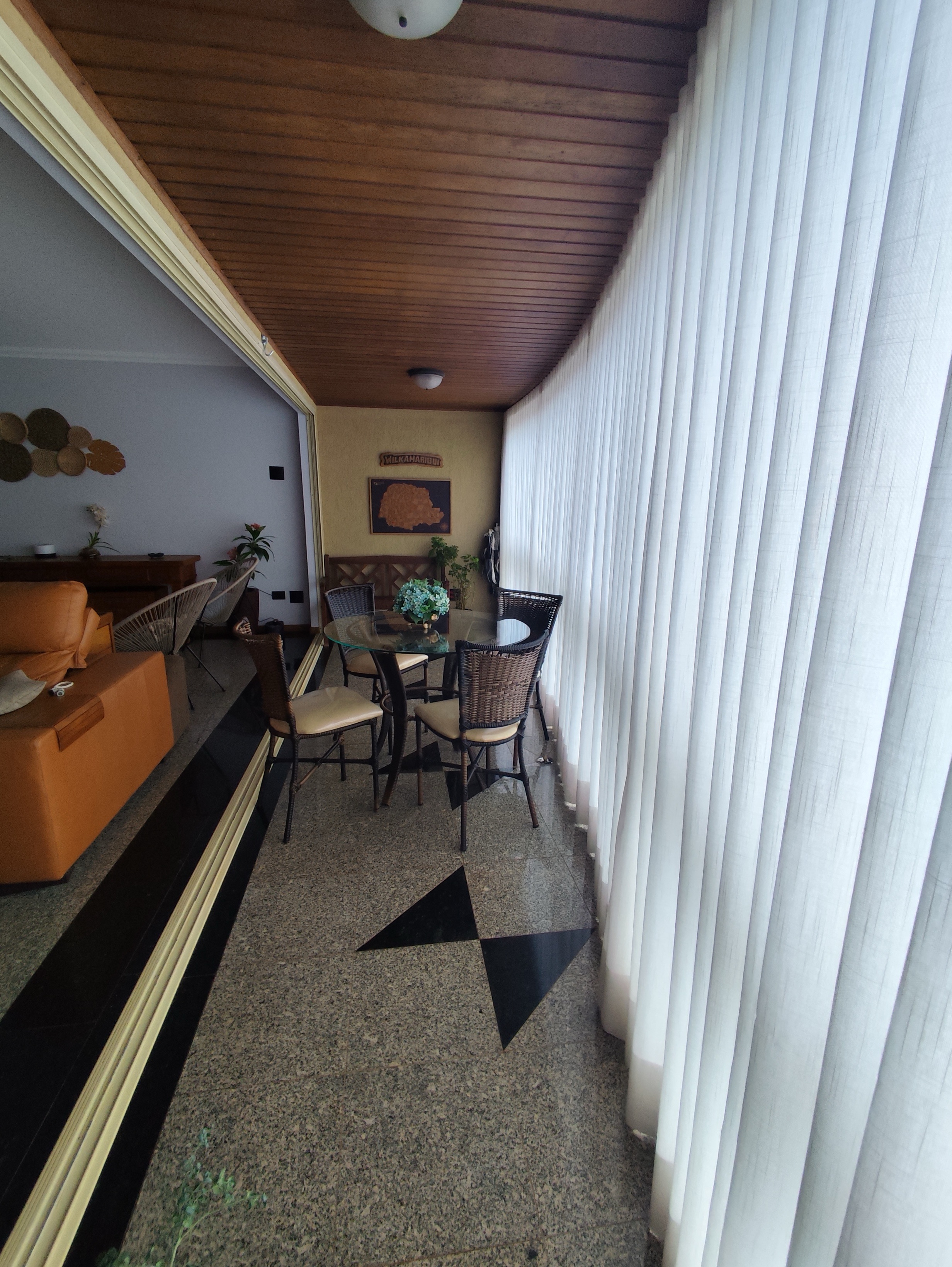 Apartamento à Venda, Edifício Four seasons, 3 suítes, 2 vagas, todo planejado, em frente AREL - Vila Fujita, Londrina, PR