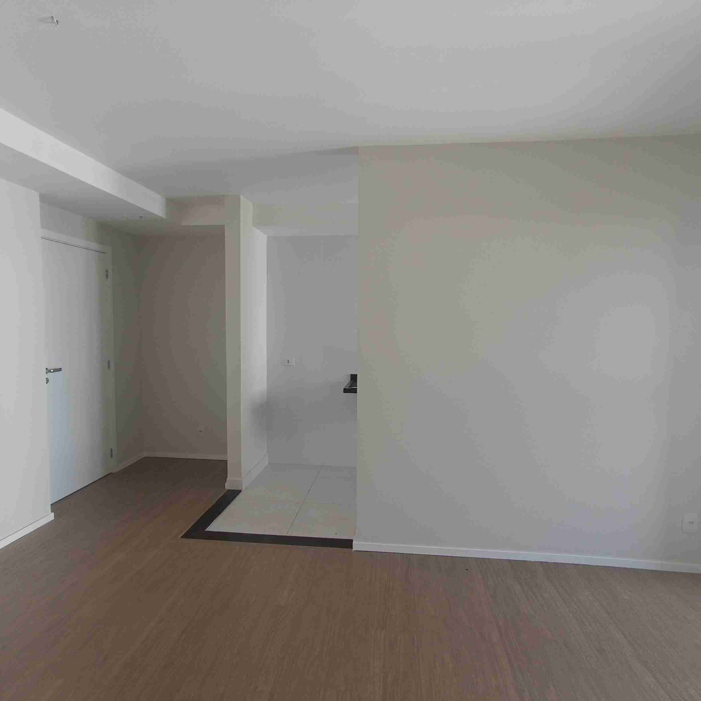 Apartamento à Venda, Edifício Vista Parque lago, 71m² úteis, 3 quartos sendo 1 suíte, 2 vagas, andar alto -  Jardim Presidente, Londrina, PR
