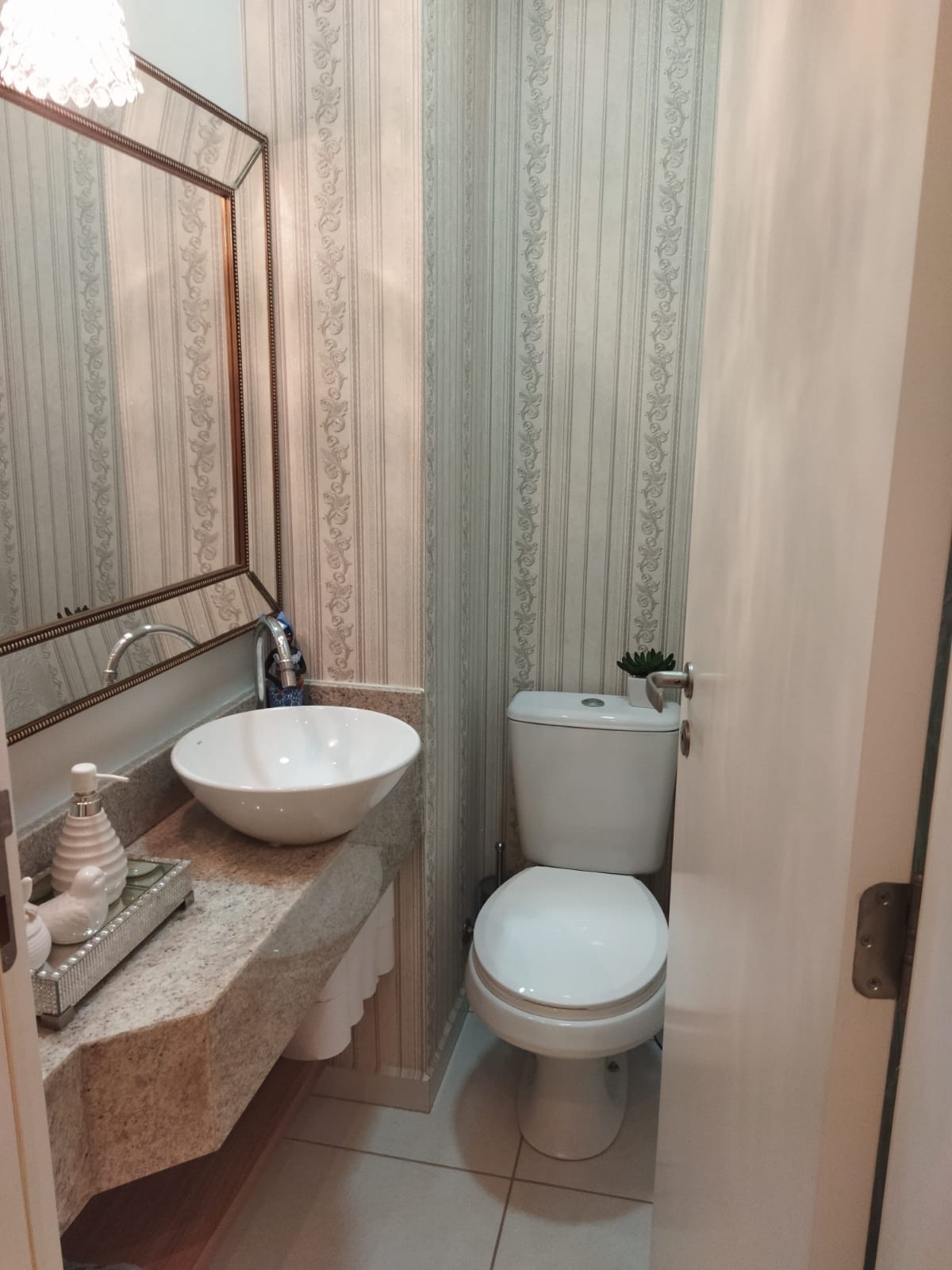 Apartamento à venda, Edifício Victória Parque, todo planejado, 91m² úteis, 3 quartos, 2 vagas - Gleba Fazenda Palhano, Londrina, PR
