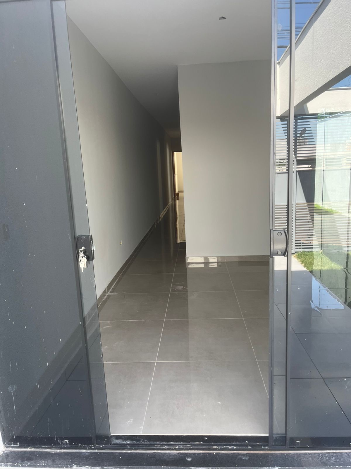Casa nova  à venda, 112m³ úteis, 3 quartos sendo 1 suíte, jardim de inverno no fundo, zona leste - Colúmbia, Londrina, PR