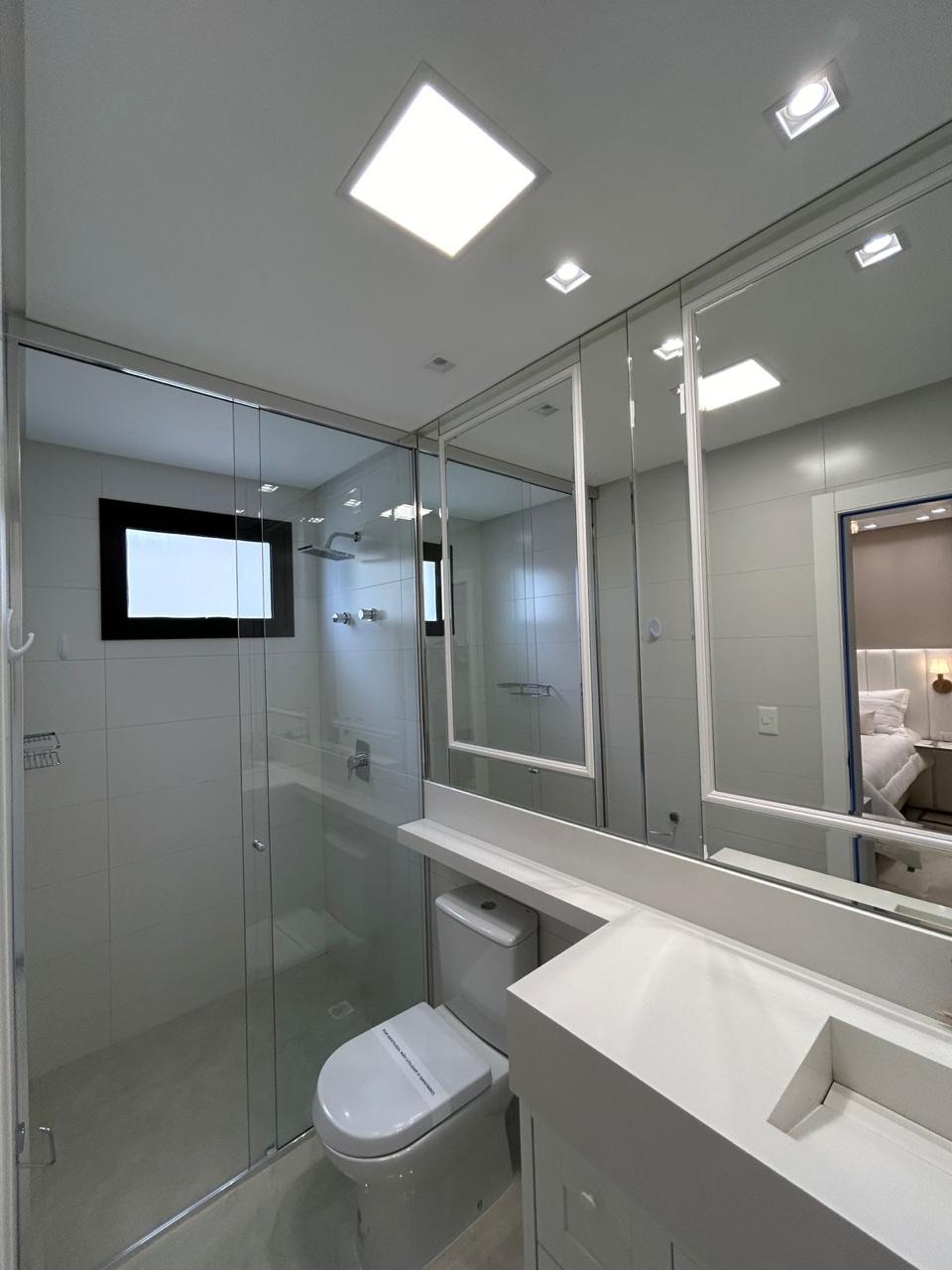 Apartamento  à venda CARTIER FRENTE MAR, Meia praia, 180M² úteis, 4 suítes, 4 vagas,  finamente mobiliado - Meia praia, Itapema, SC