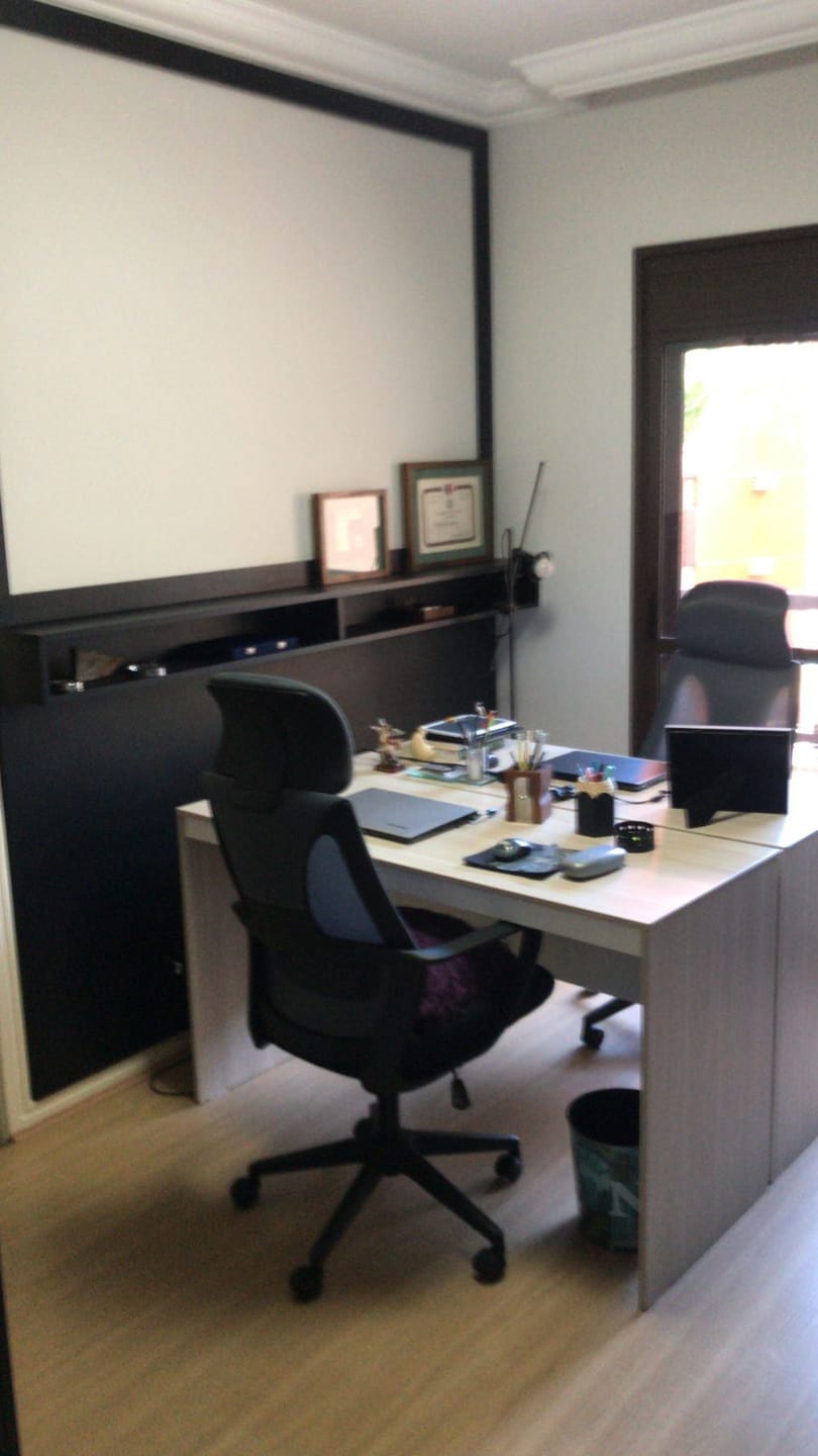 Apartamento à venda, Edifício London Lake, 263m² úteis, 2 suítes, ampla varanda com churrasqueira, 3 vagas - Caiçaras, Londrina, PR