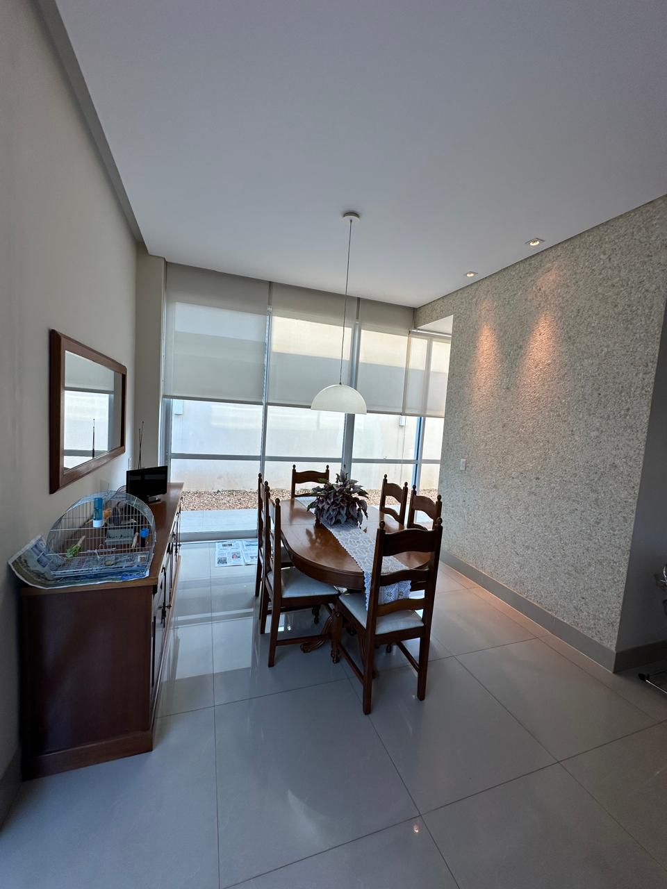 Casa à venda, 3 quartos sendo 1 demi suite, 360 m², Condomínio  Ville Campestre, Londrina, PR