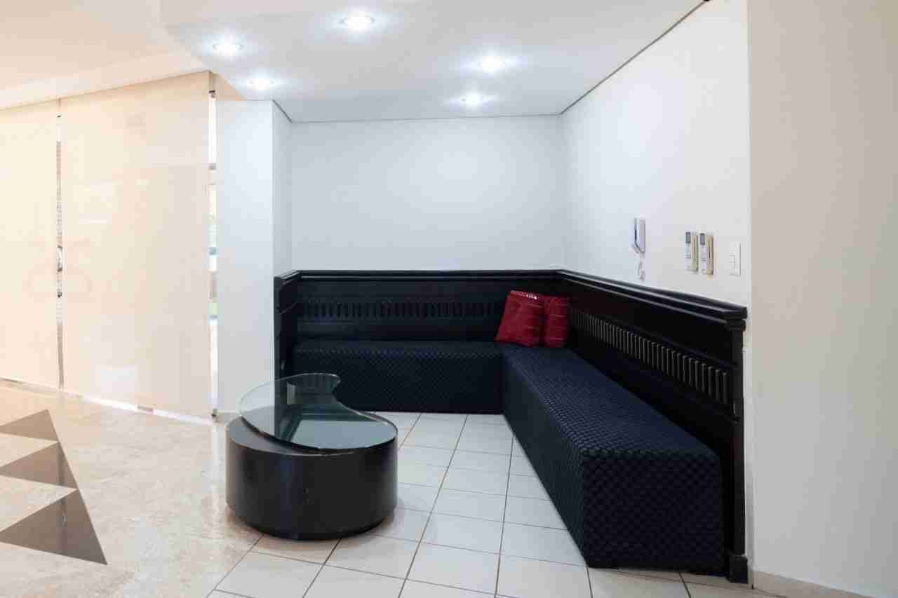 Apartamento à venda no Edifício Palais Lac Dor, 298m² úteis, 4 quartos sendo 2 suítes, 4 vagas, próx  ao lago Igapó - Jardim Londrilar- Londrina,